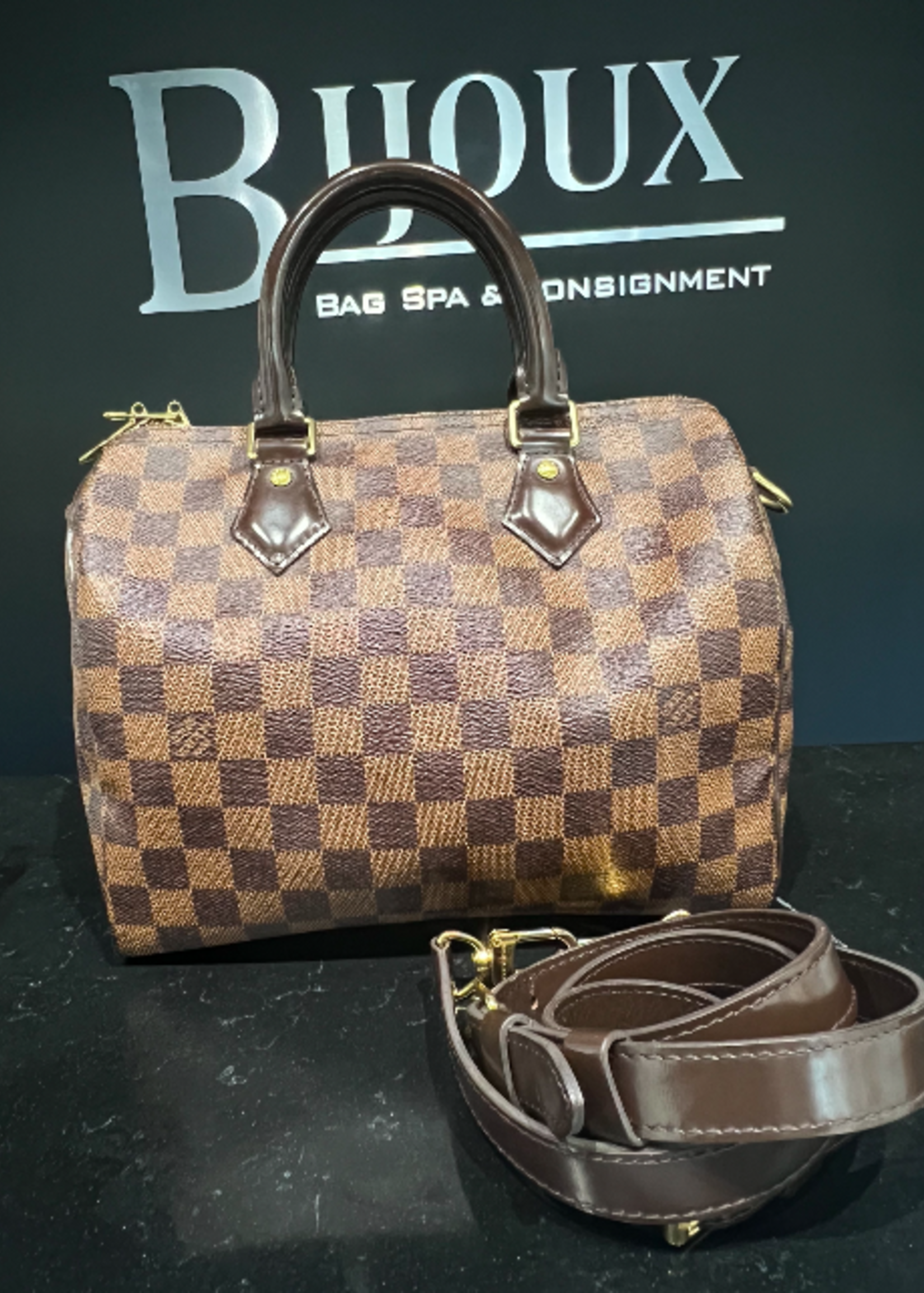 Louis Vuitton SOLD - Speedy 25 Monogram Bandouliere