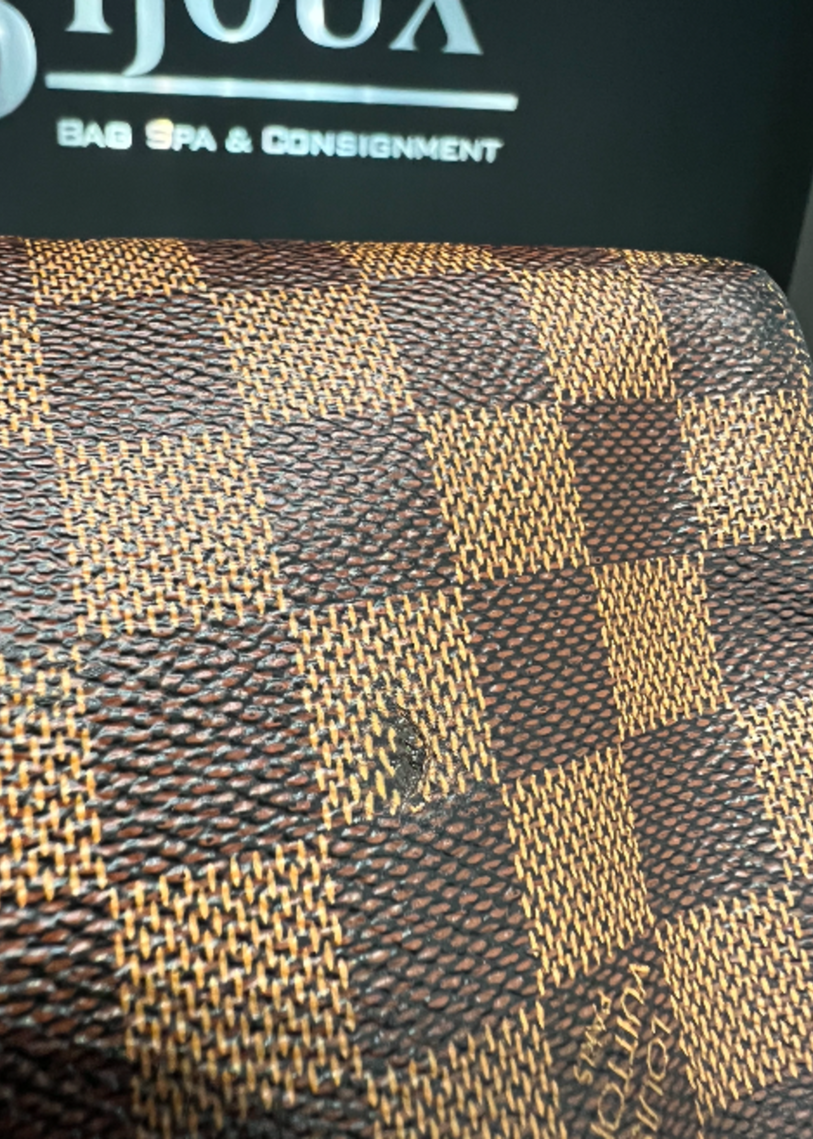 Louis Vuitton SOLD - Speedy 25 Monogram Bandouliere