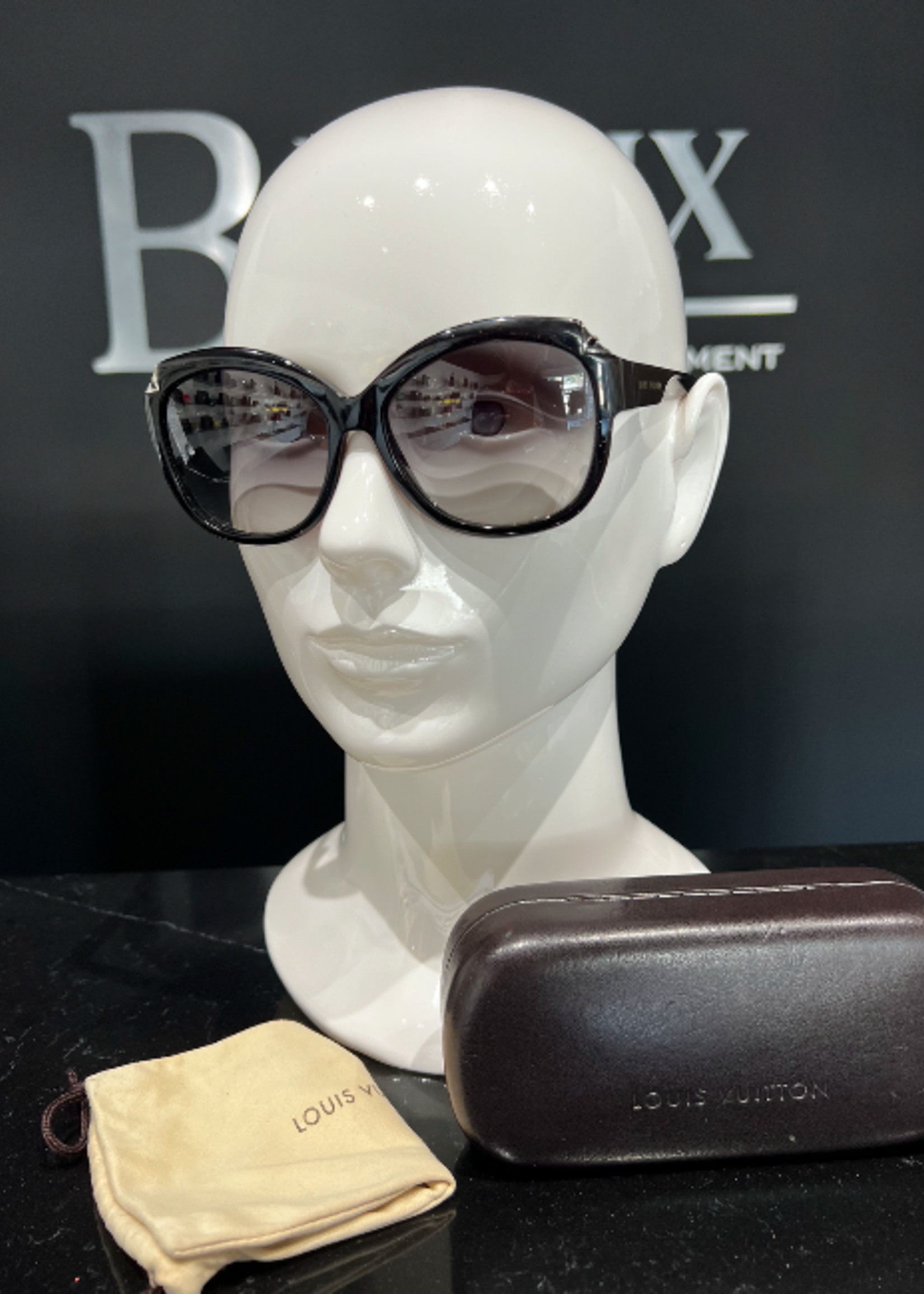 Louis Vuitton SOLD - Louis Vuitton Hortensia Cat Eye Sunglasses