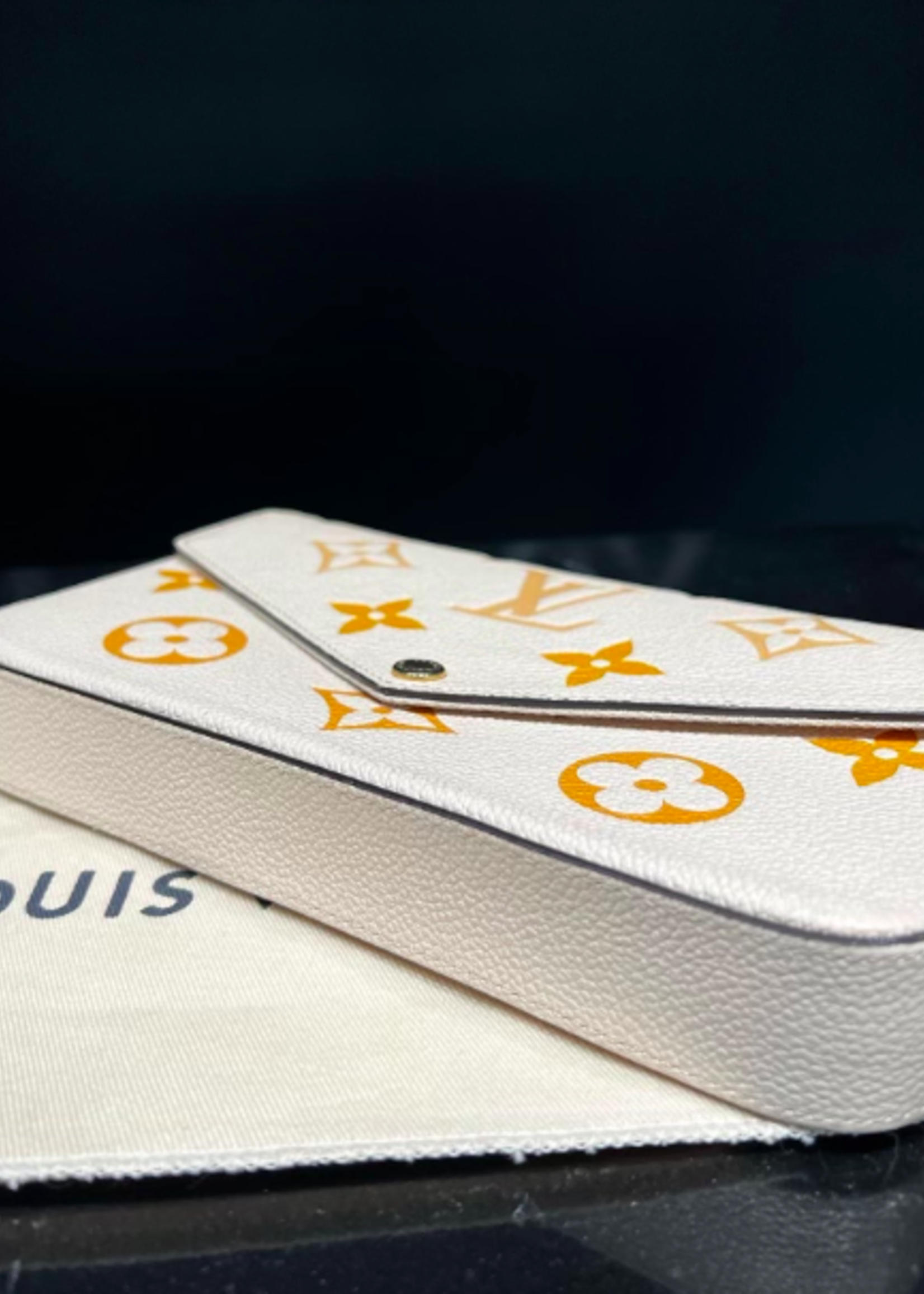 Louis Vuitton SOLD - Louis Vuitton Pochette Felicie- Orange/Beige