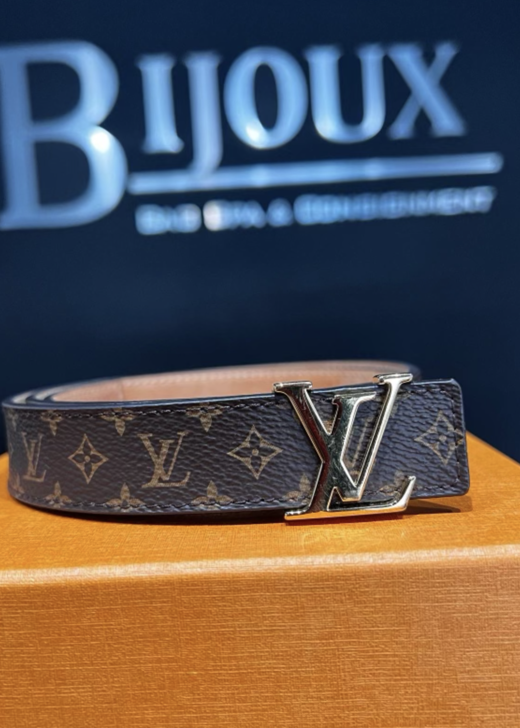 Louis Vuitton SOLD - Louis Vuitton Mini 25 Belt