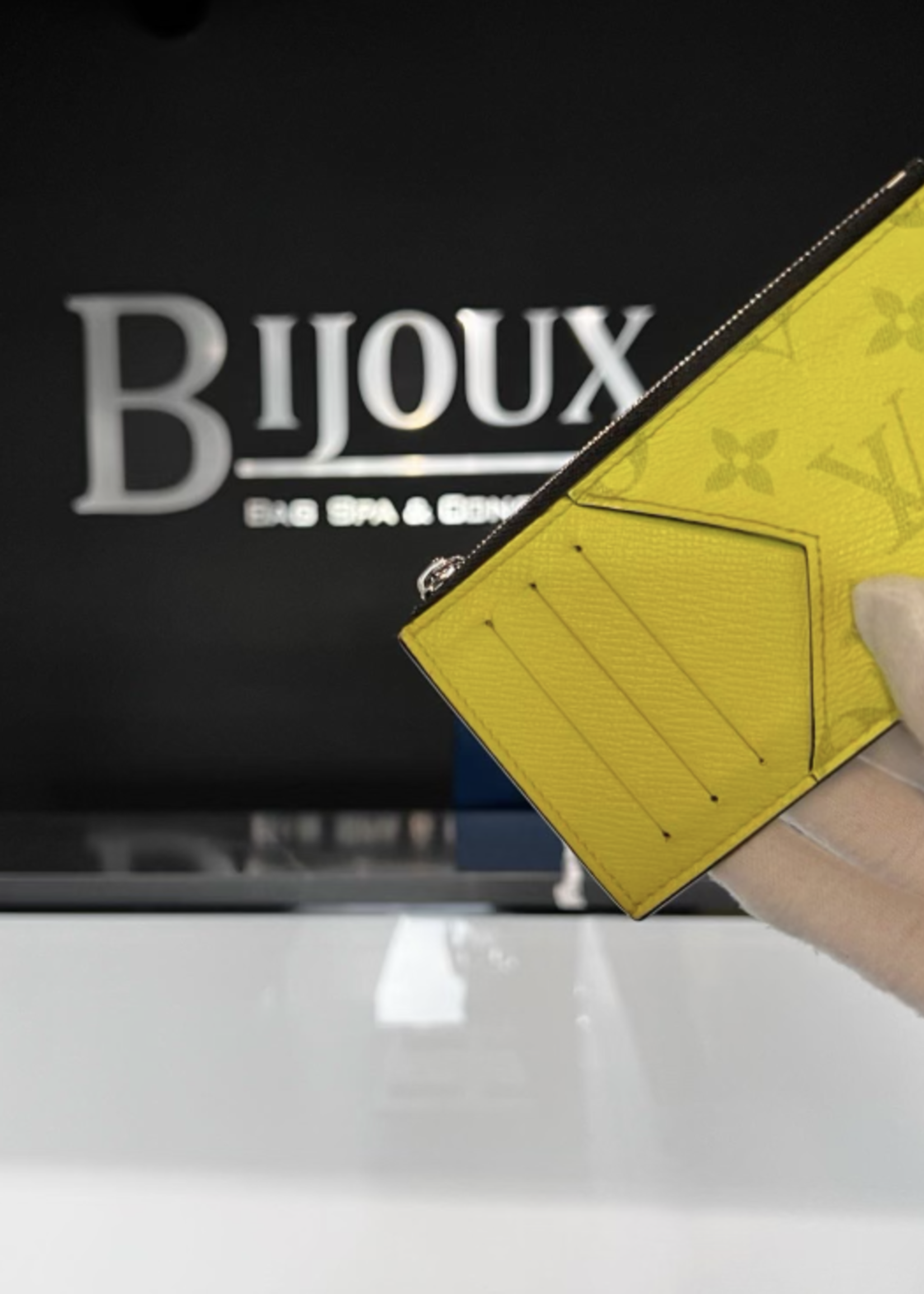 Louis Vuitton SOLD - Louis Vuitton Taigarama Coin Card Holder