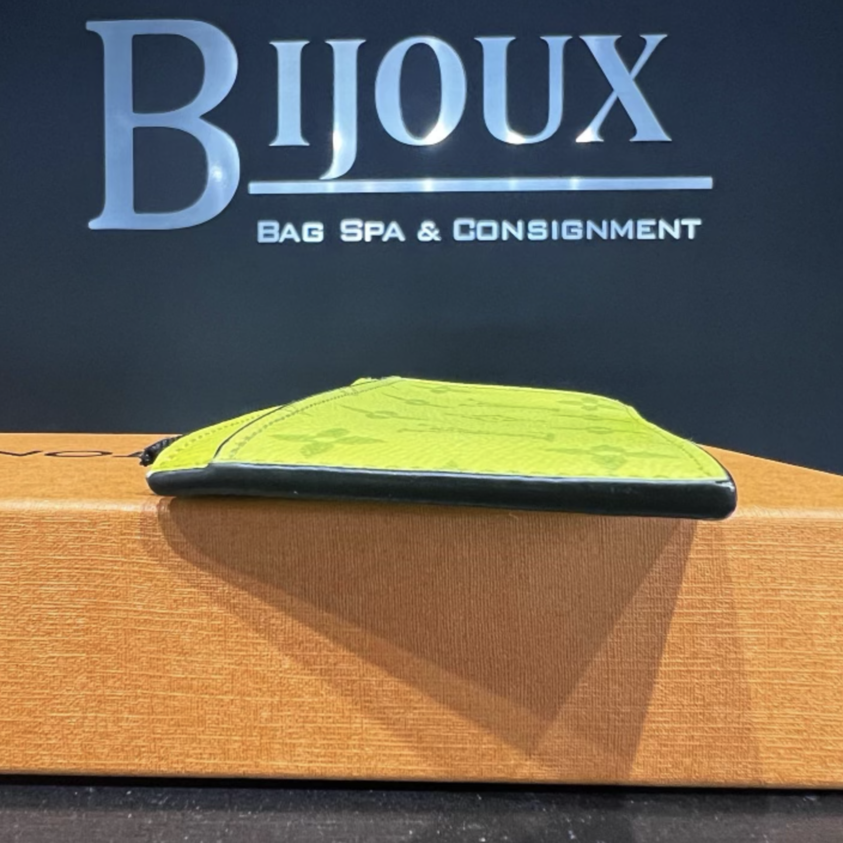 Louis Vuitton SOLD - Louis Vuitton Taigarama Coin Card Holder