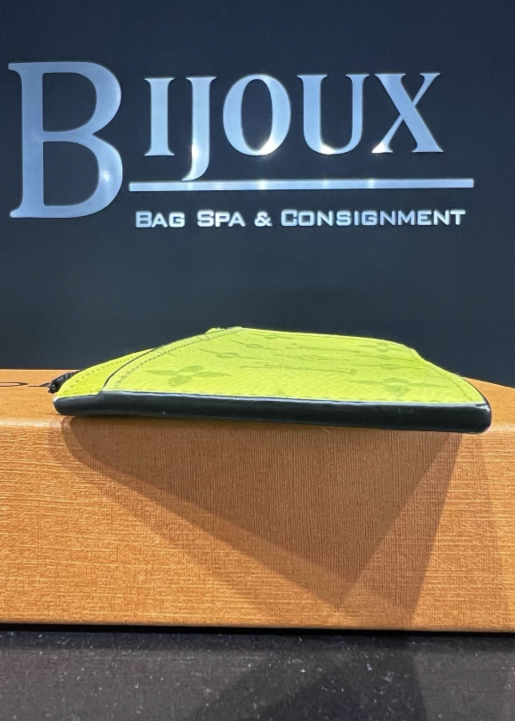 Louis Vuitton SOLD - Louis Vuitton Taigarama Coin Card Holder