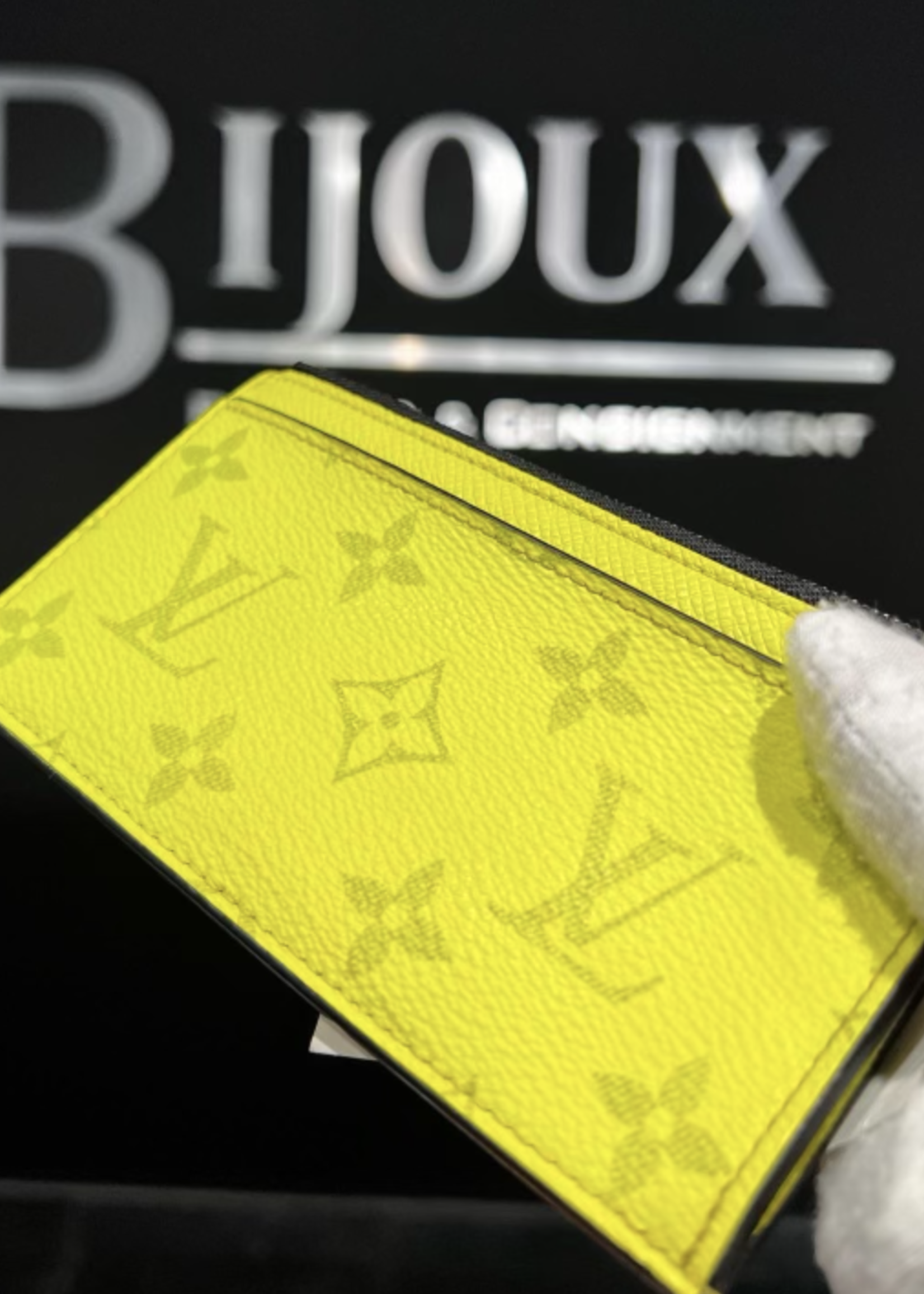 Louis Vuitton SOLD - Louis Vuitton Taigarama Coin Card Holder