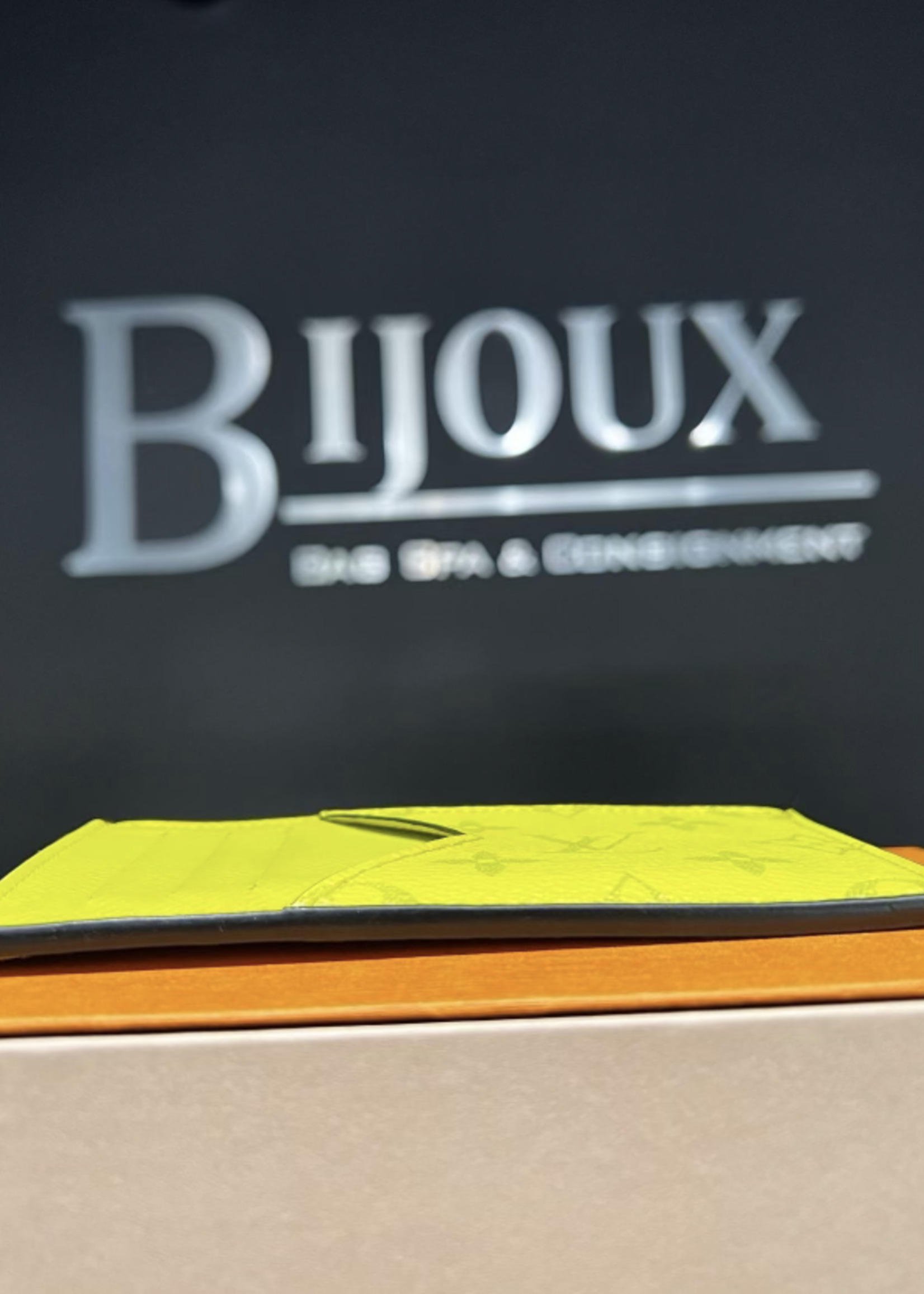 Louis Vuitton SOLD - Louis Vuitton Taigarama Coin Card Holder