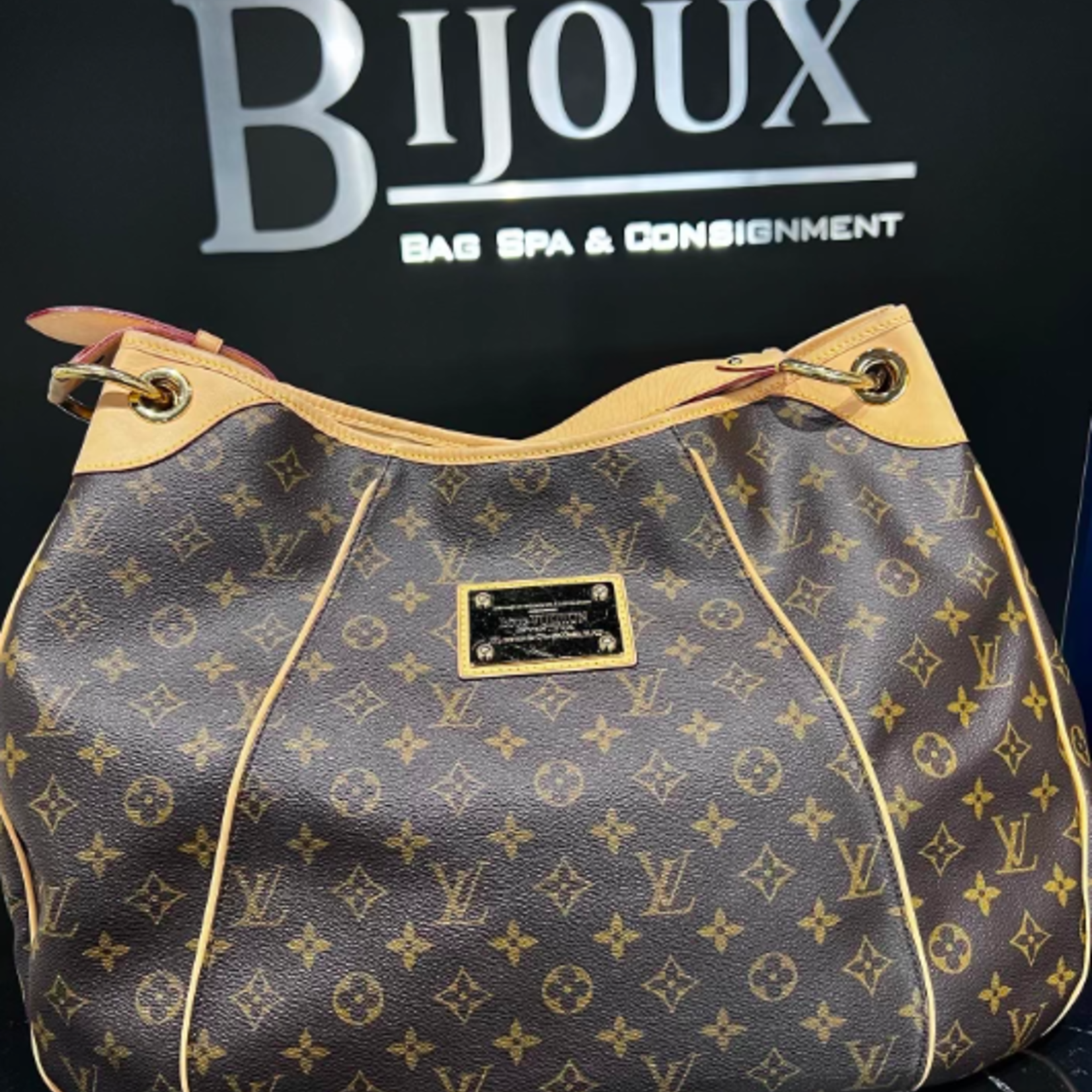 Louis Vuitton SOLD - Louis Vuitton Galliera Monogram GM
