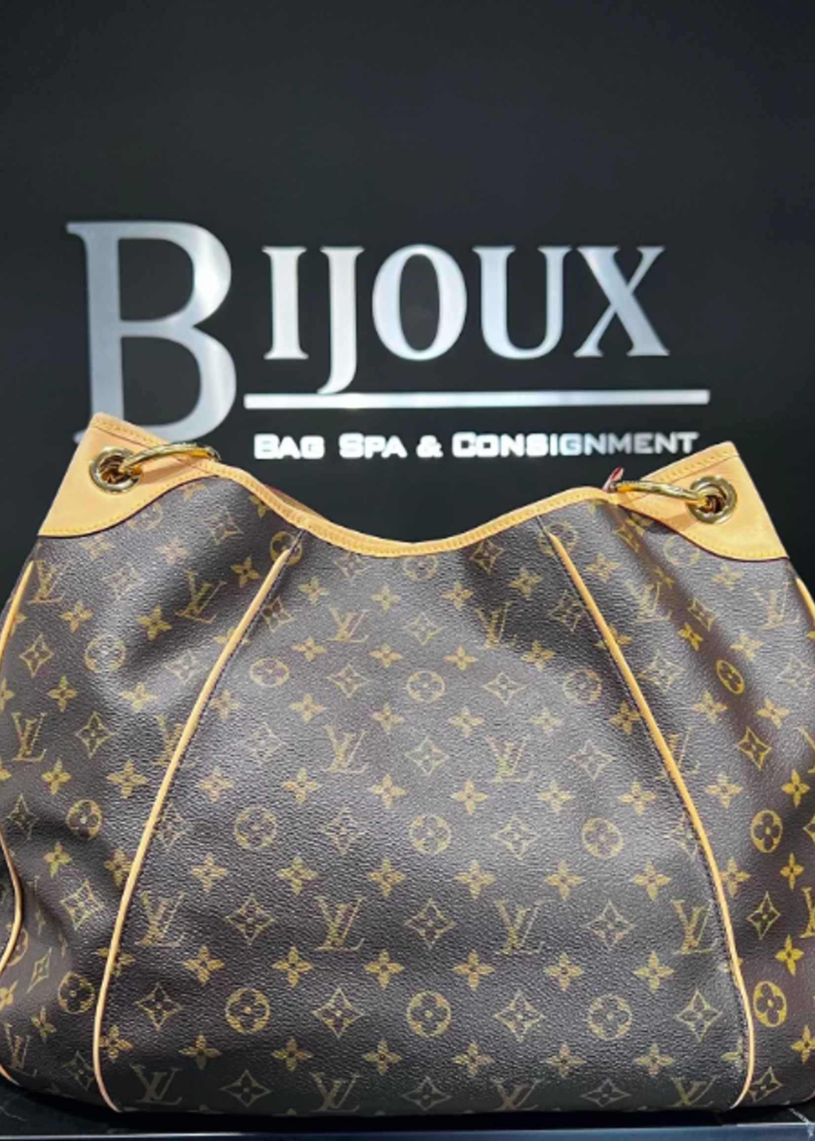 Louis Vuitton SOLD - Louis Vuitton Galliera Monogram GM