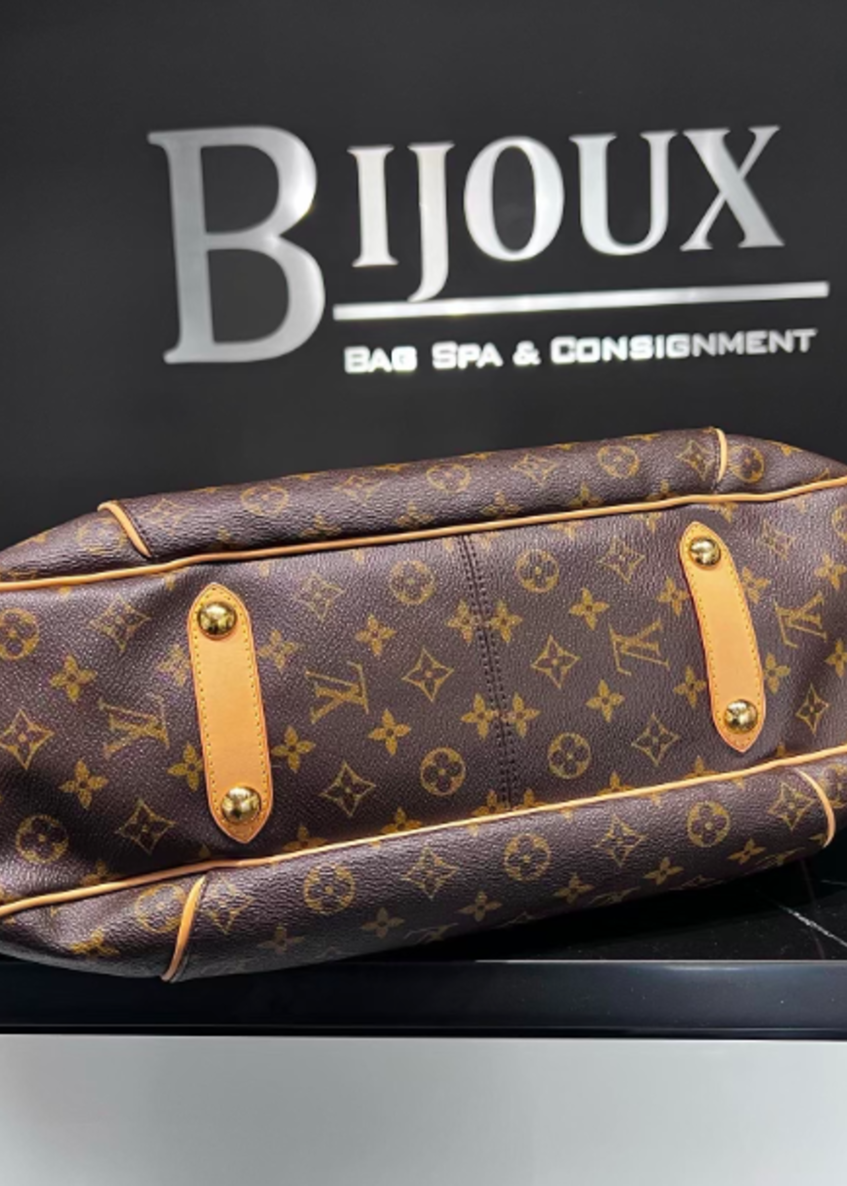 Louis Vuitton SOLD - Louis Vuitton Galliera Monogram GM