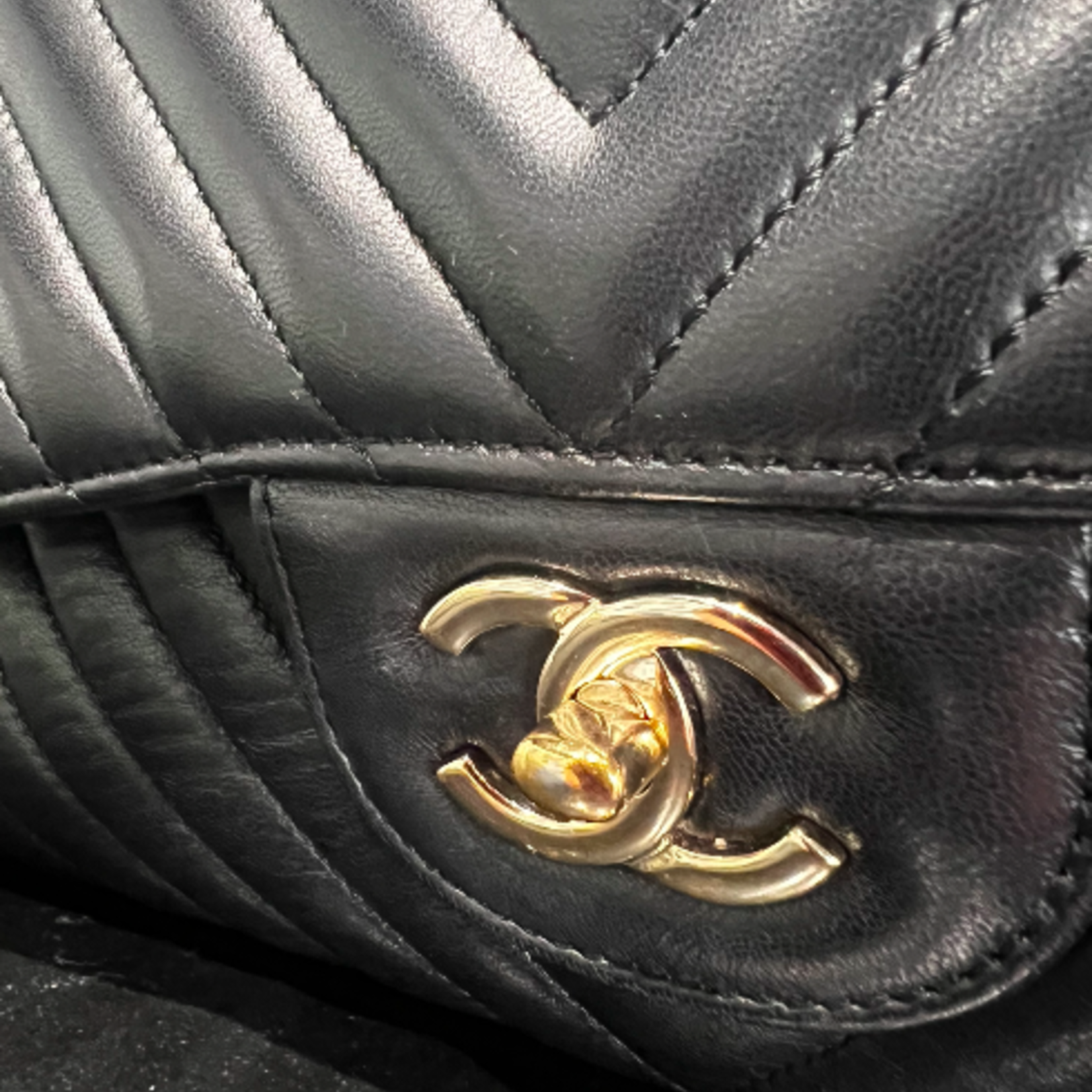 Chanel SOLD - Chanel Black Jumbo Chevron Stitch Lambskin Purse GHW