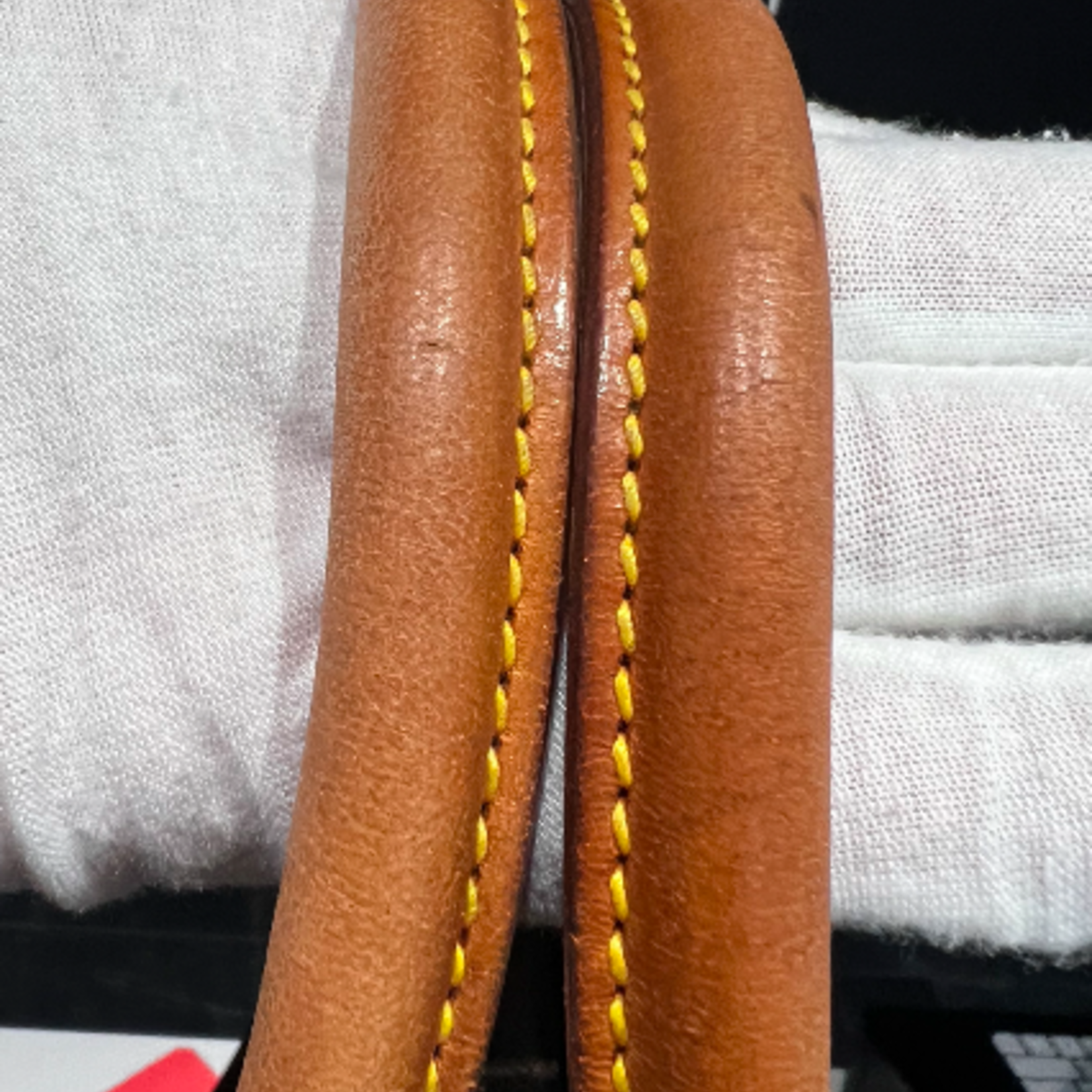 Louis Vuitton SOLD - Louis Vuitton Ellipse