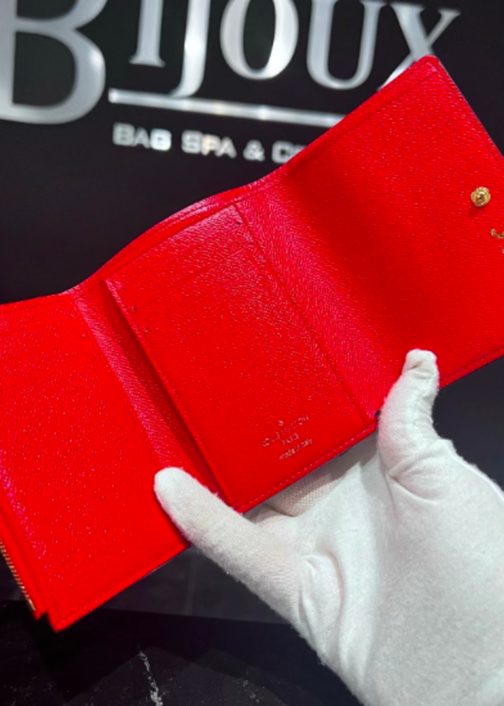 Louis Vuitton SOLD - Louis Vuitton Limited Edition Polar Bear Victroine Wallet