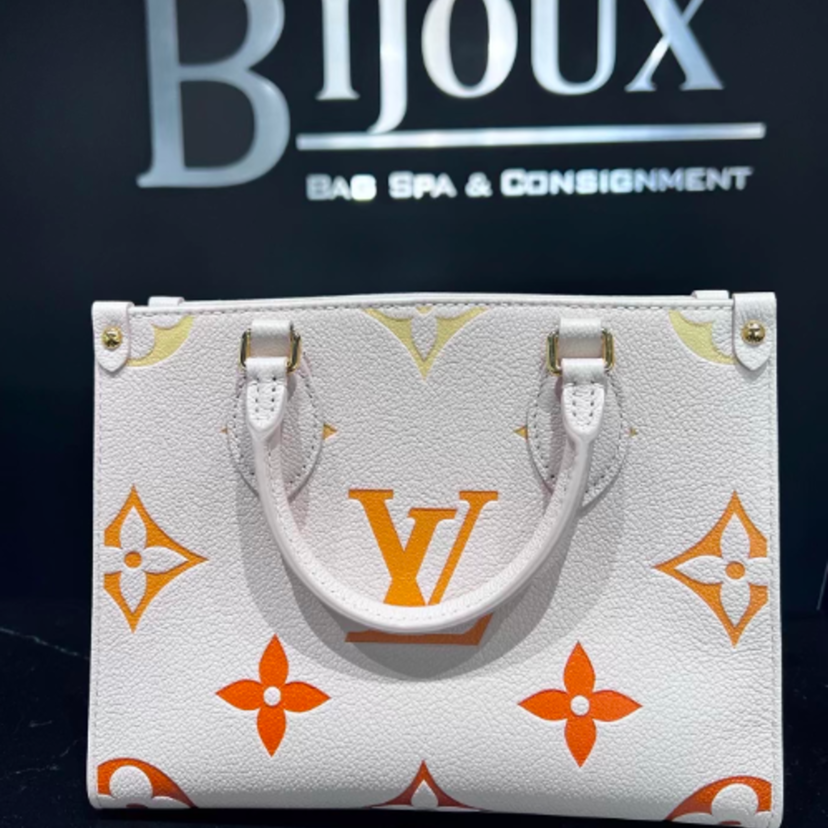 Louis Vuitton SOLD - Louis Vuitton On the Go PM