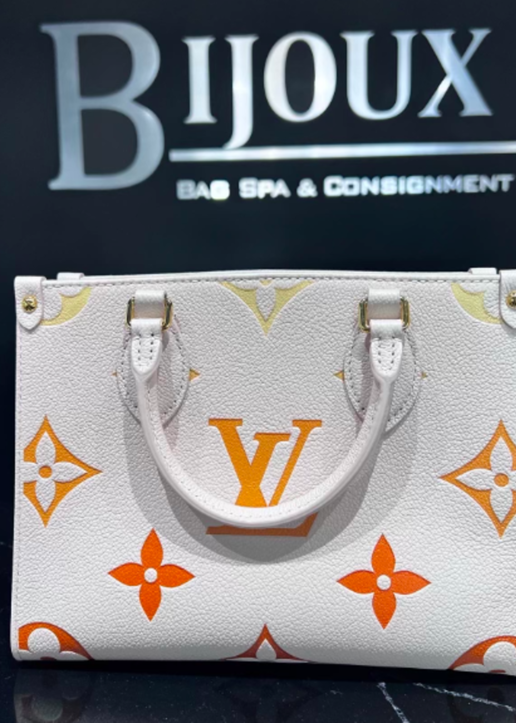 Louis Vuitton SOLD - Louis Vuitton On the Go PM