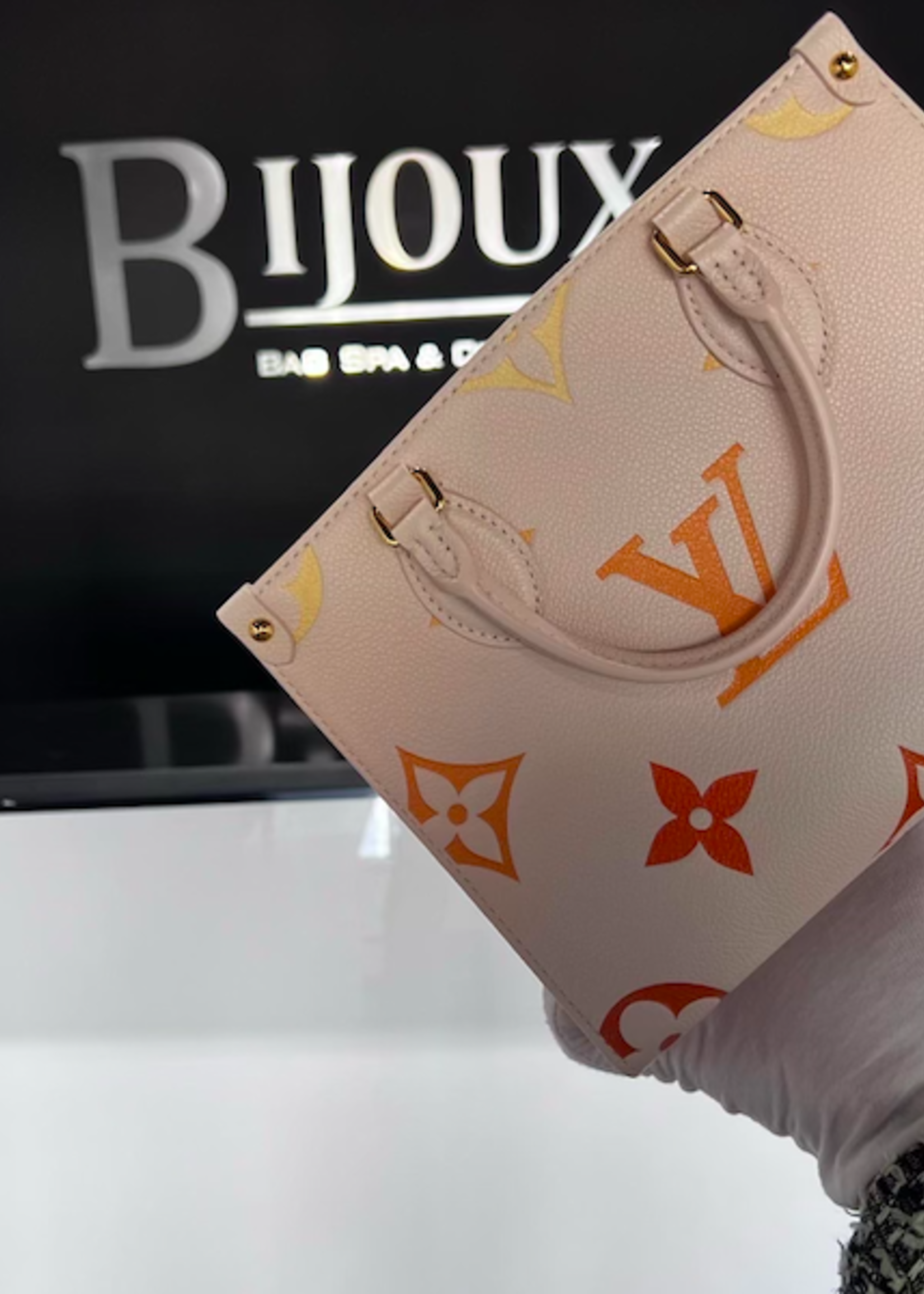 Louis Vuitton SOLD - Louis Vuitton On the Go PM