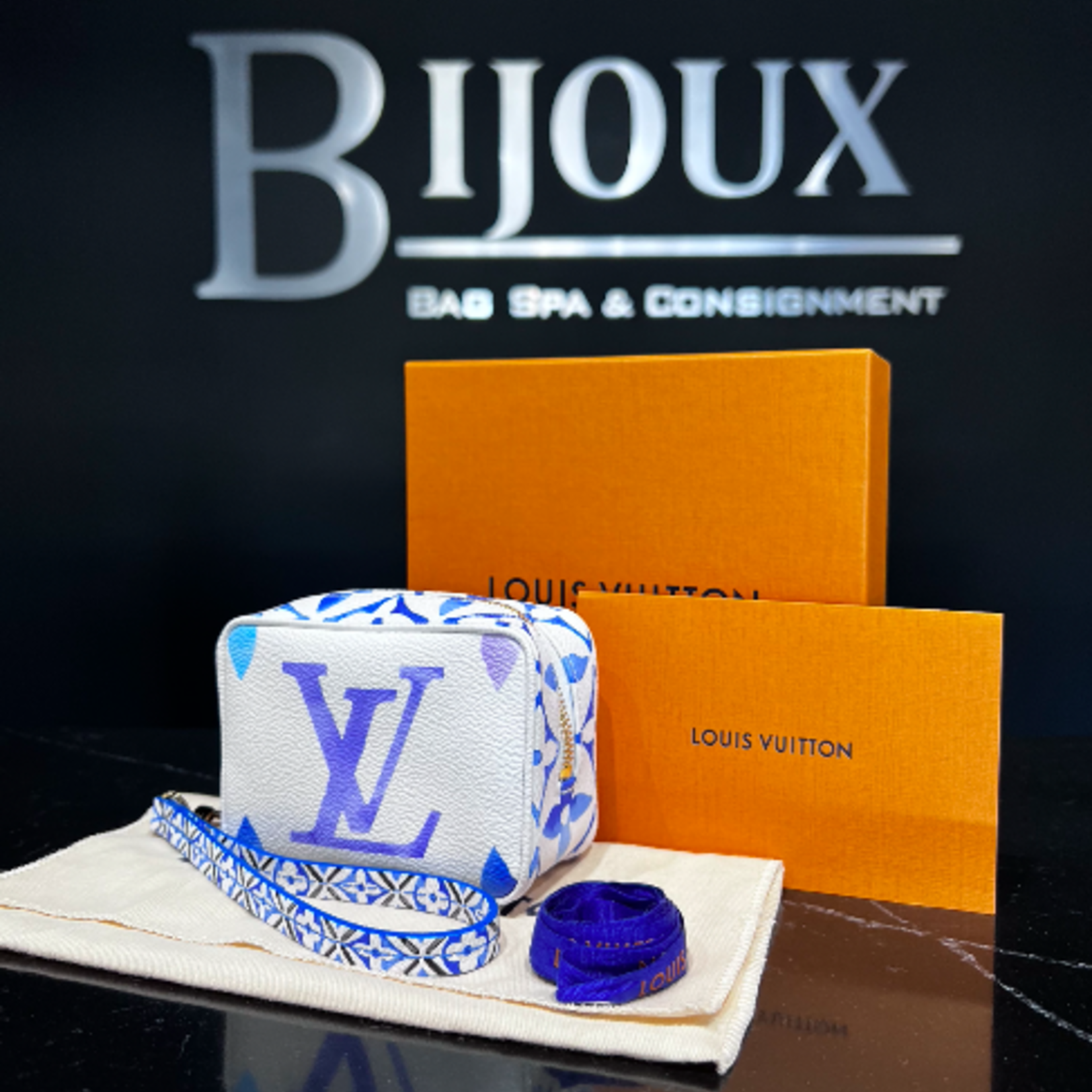 Louis Vuitton SOLD - Louis Vuitton Wapity Case