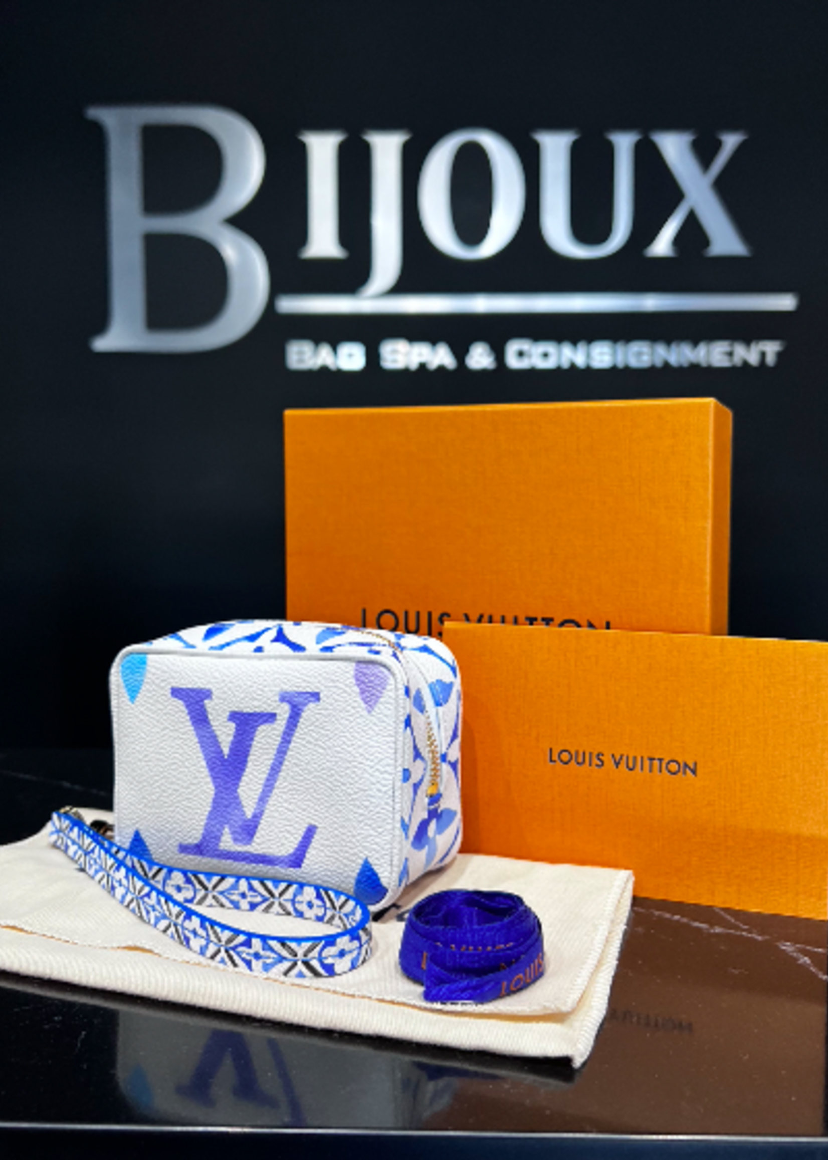 Louis Vuitton SOLD - Louis Vuitton Wapity Case