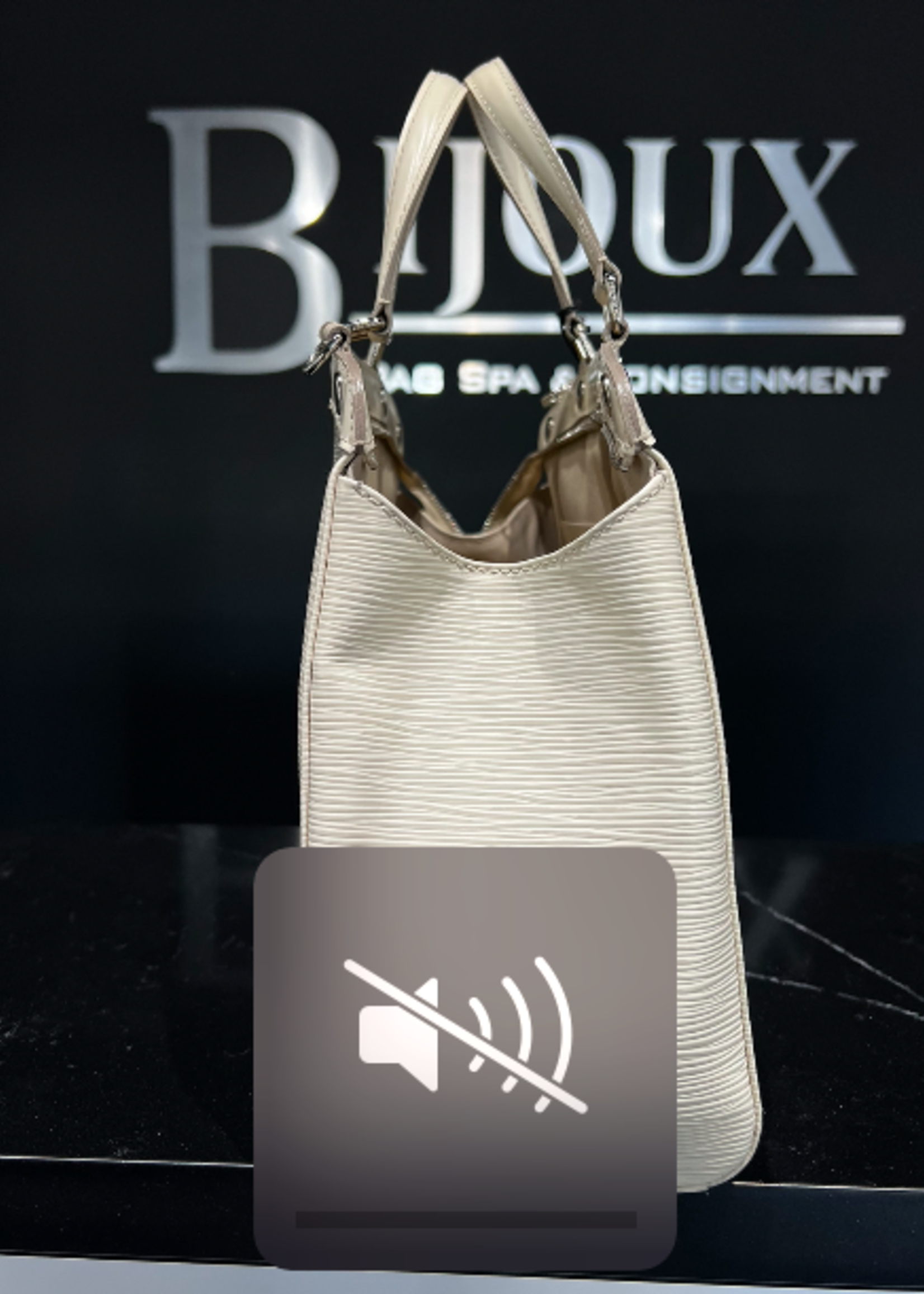 Louis Vuitton SOLD - Louis Vuitton Brea MM Epi White