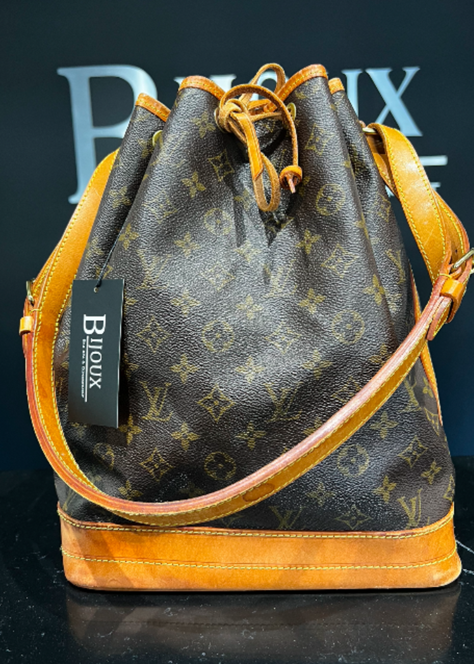 Louis Vuitton SOLD - Louis Vuitton Petite Noe Vintage