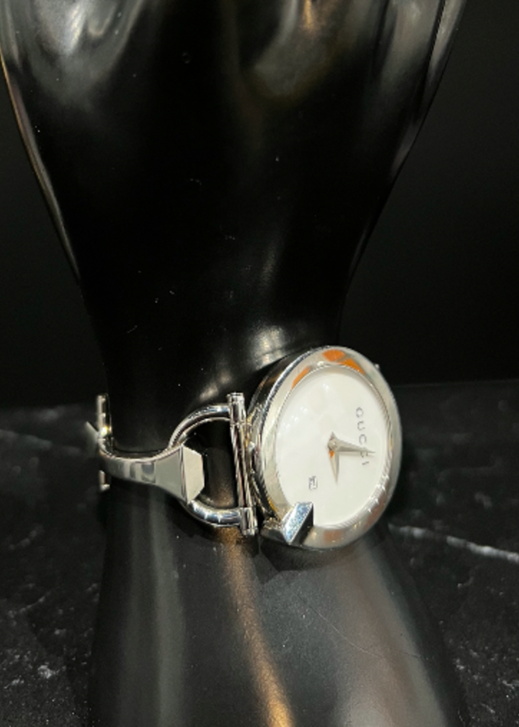 Gucci SOLD - Gucci Lady's Stainless Steel 122.5 Bracelet Watch