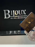 Louis Vuitton SOLD - Louis Vuitton Fold Over Snap Card Holder