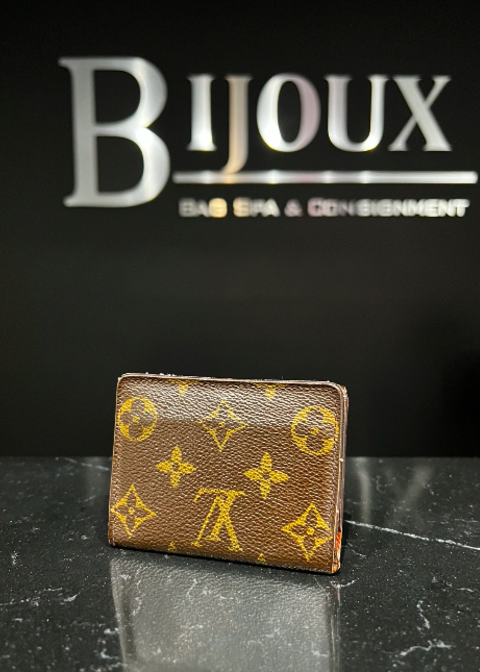 Louis Vuitton SOLD - Louis Vuitton Fold Over Snap Card Holder