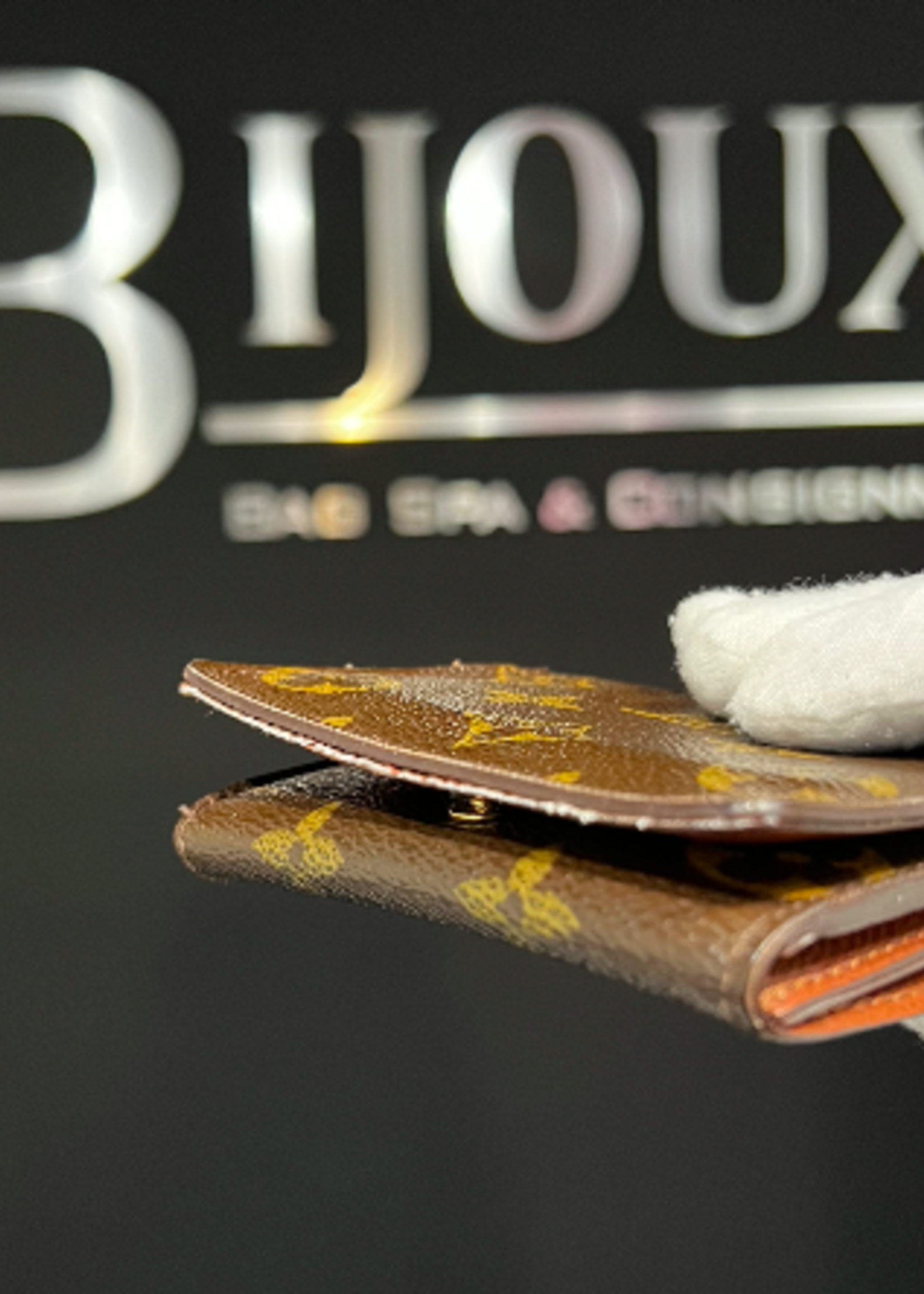 Louis Vuitton SOLD - Louis Vuitton Fold Over Snap Card Holder