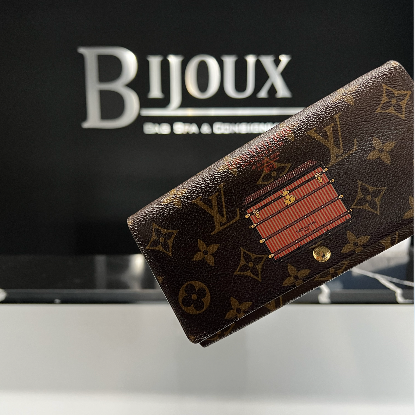 Louis Vuitton SOLD - Louis Vuitton Sarah Wallet