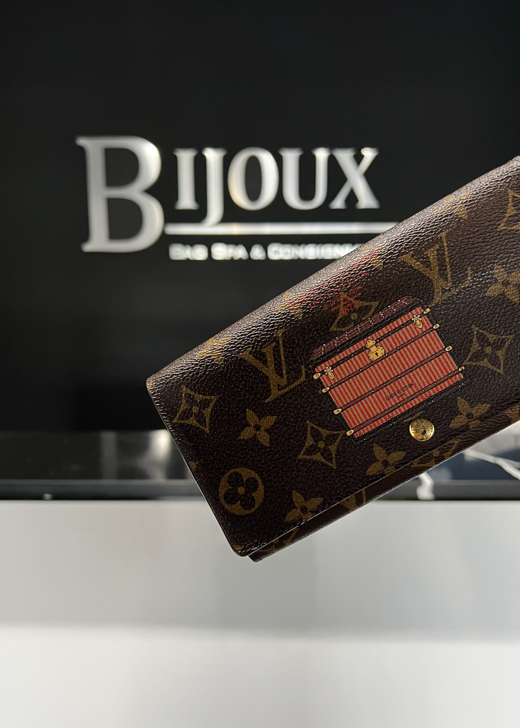Louis Vuitton SOLD - Louis Vuitton Sarah Wallet