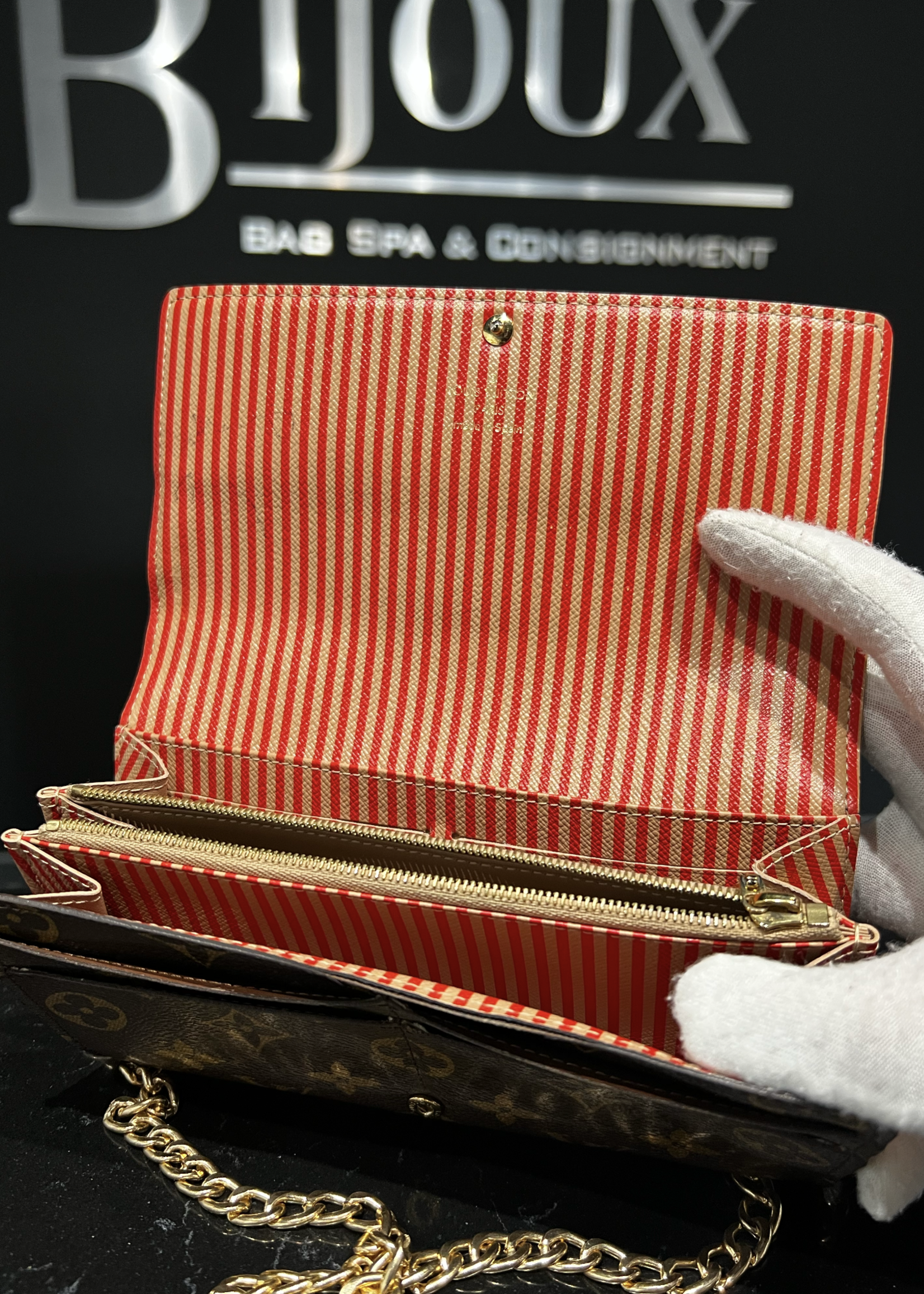 Louis Vuitton SOLD - Louis Vuitton Sarah Wallet