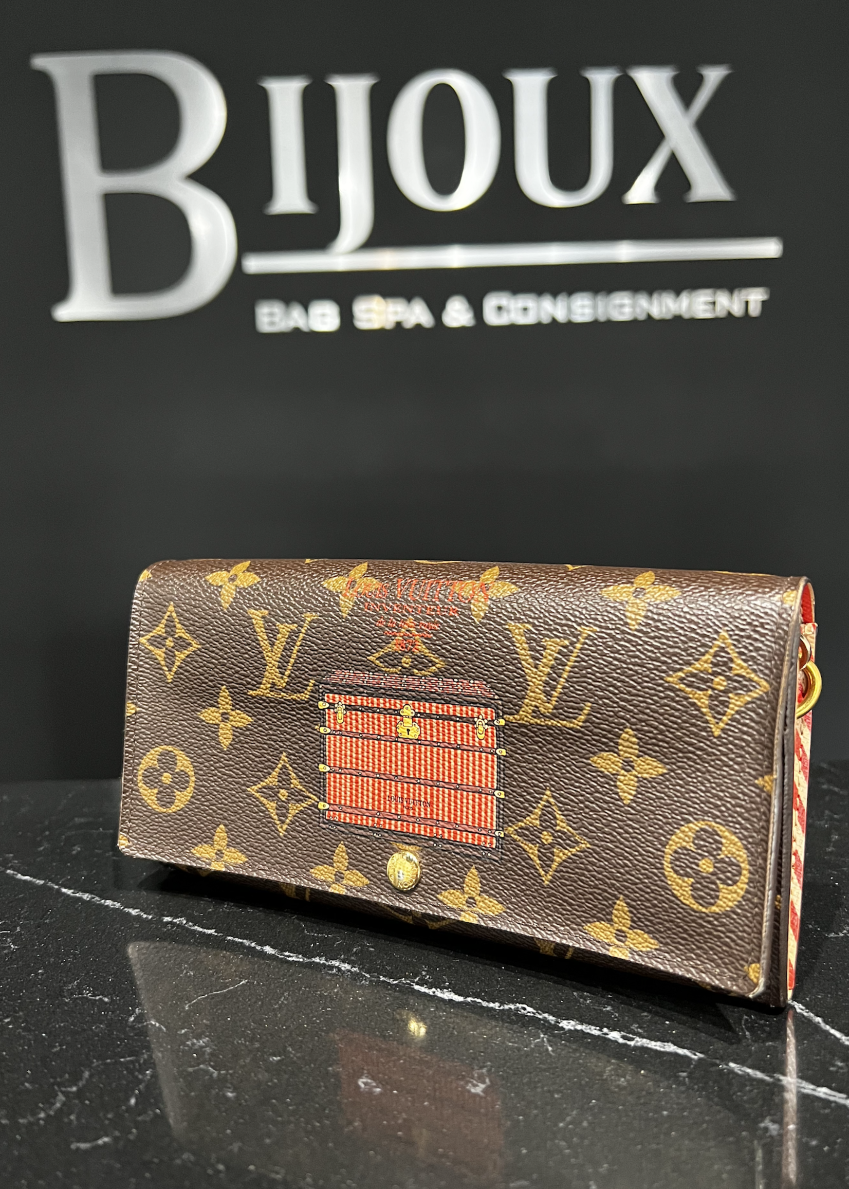 Louis Vuitton SOLD - Louis Vuitton Sarah Wallet