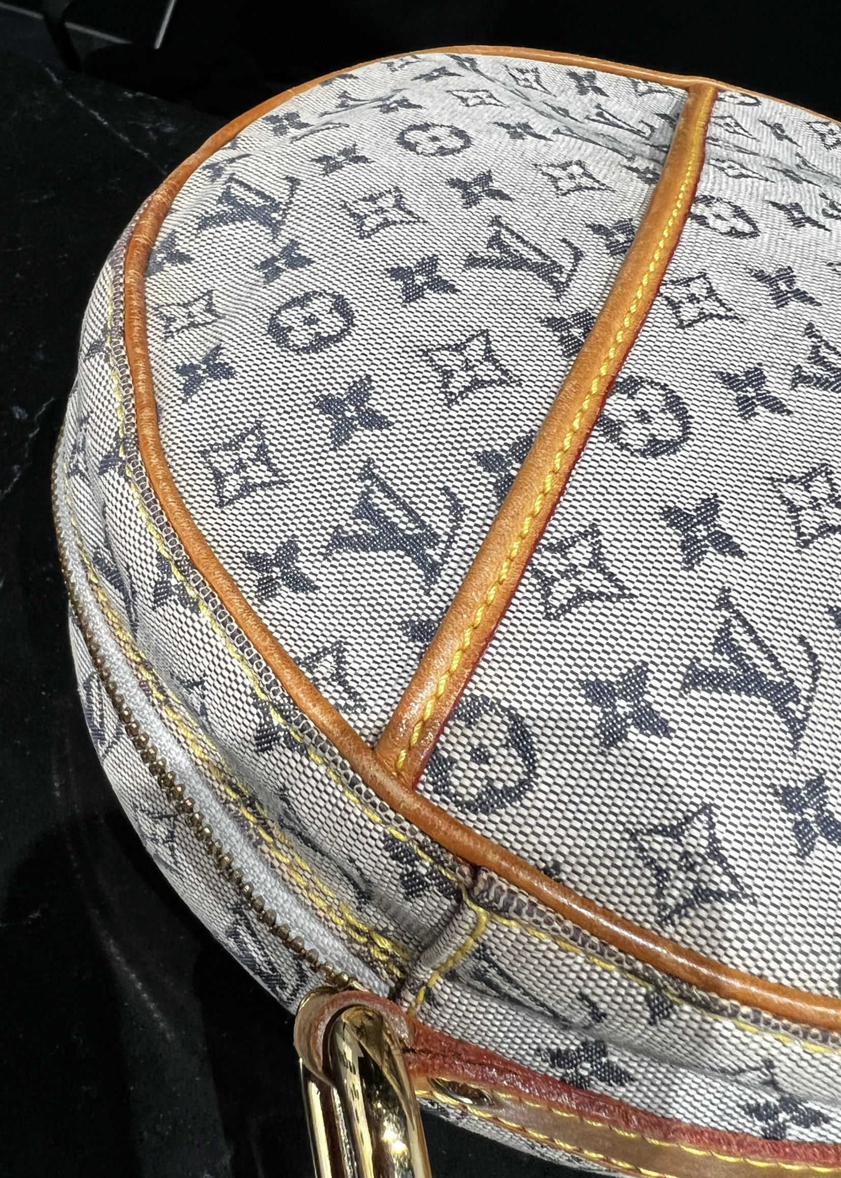 Louis Vuitton SOLD - Louis Vuitton Mini Lin GM