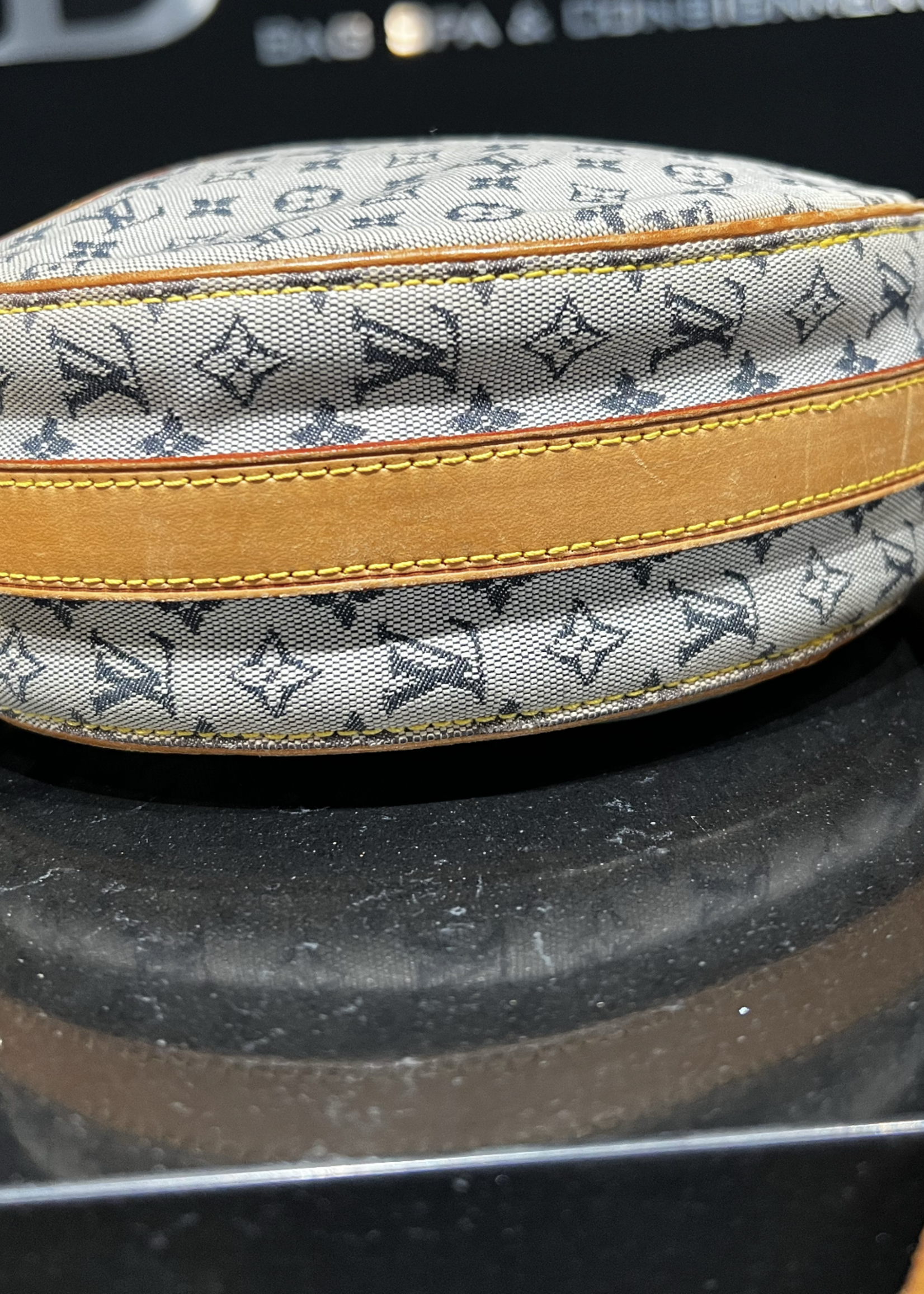 Louis Vuitton SOLD - Louis Vuitton Mini Lin GM