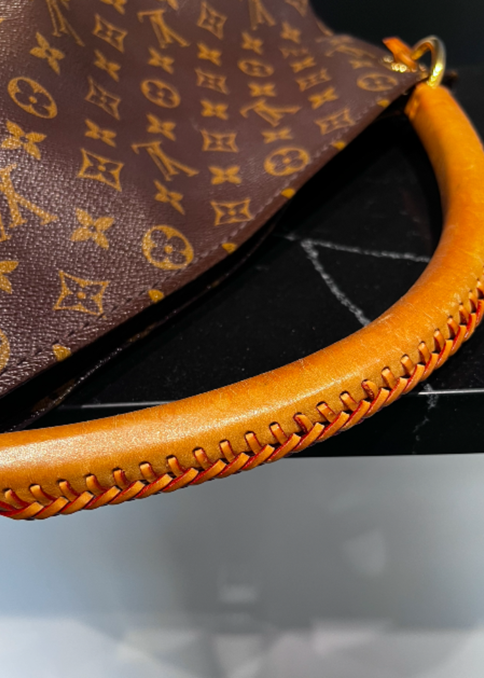 Louis Vuitton SOLD - Louis Vuitton Monogram Artsy