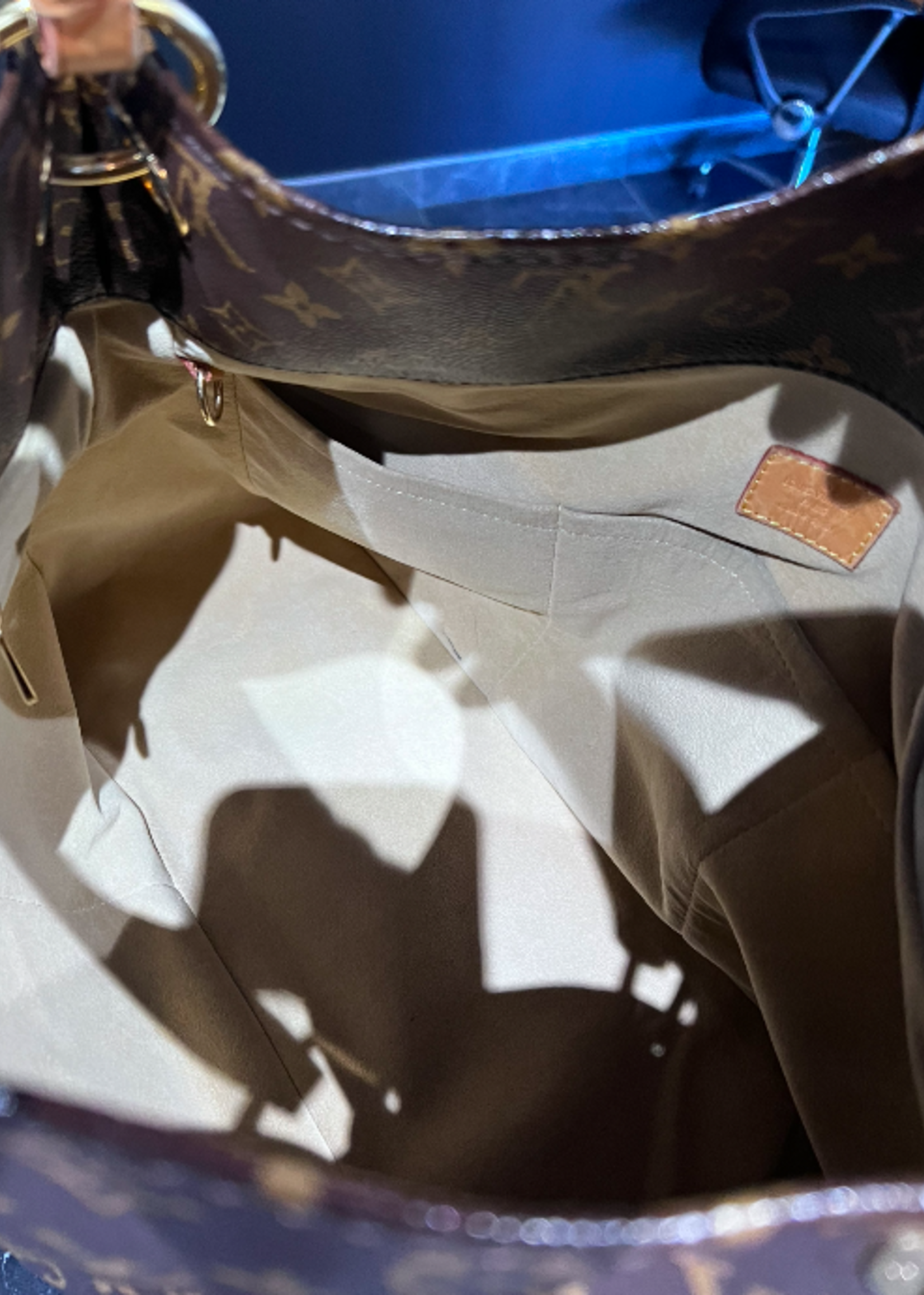 Louis Vuitton SOLD - Louis Vuitton Monogram Artsy