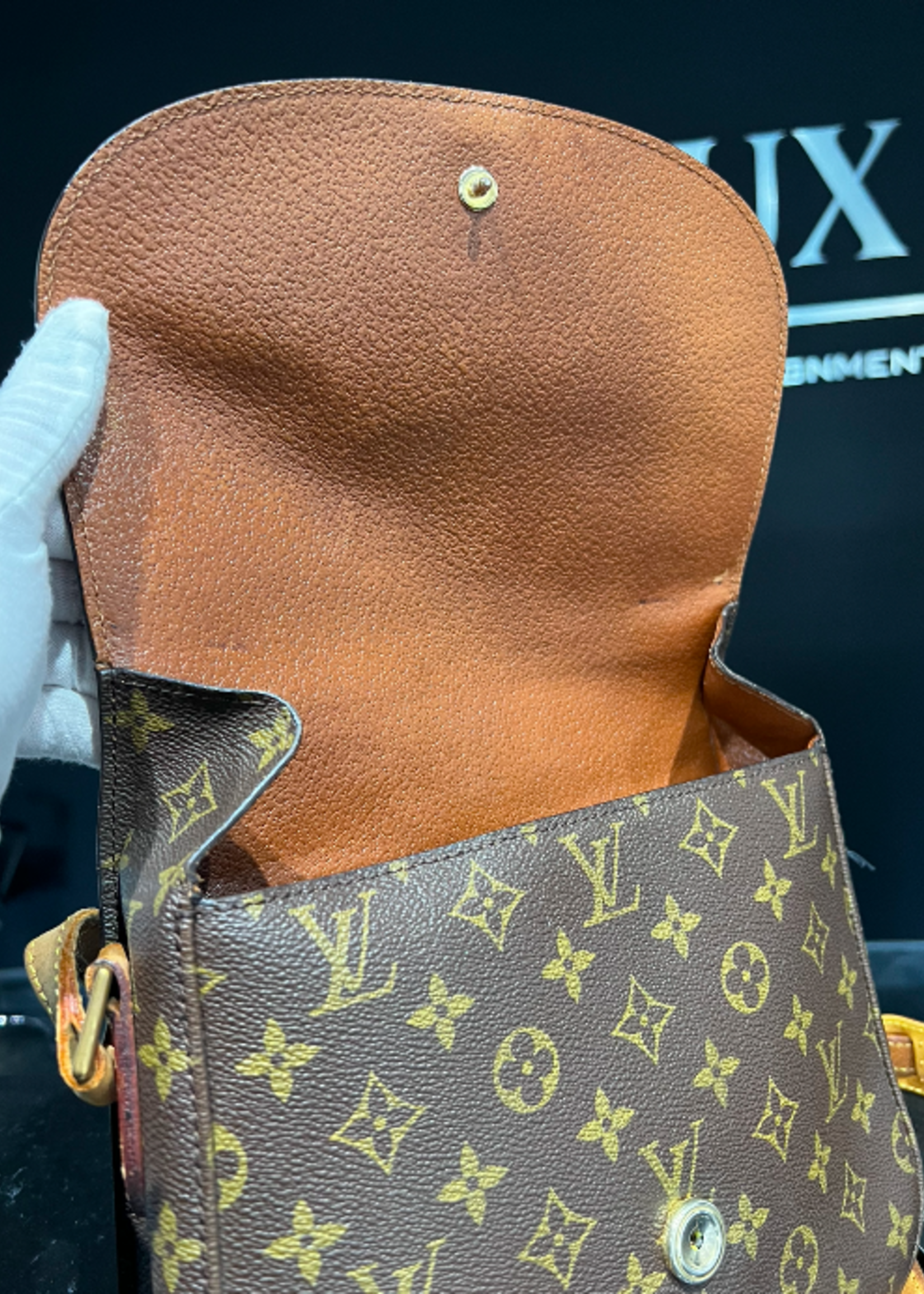 Louis Vuitton SOLD - Louis Vuitton Saint Cloud GM