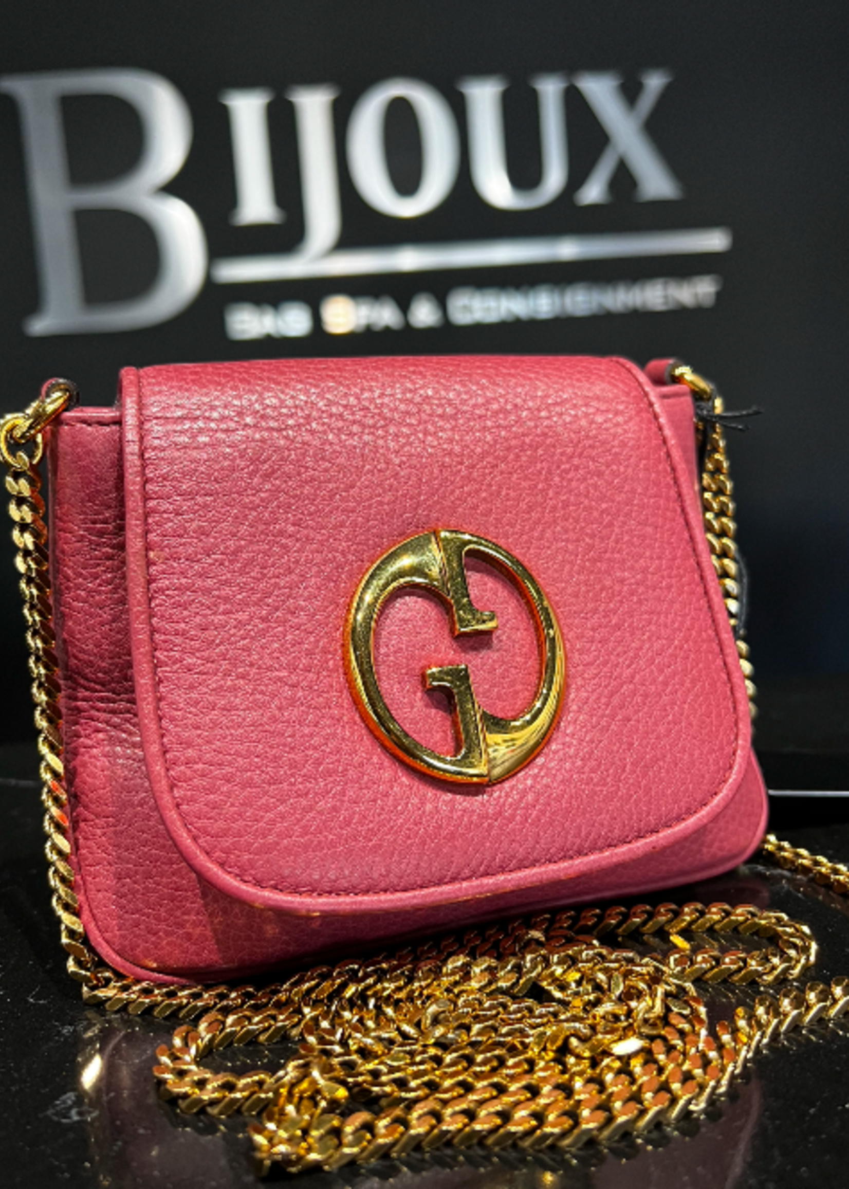 Gucci SOLD - Gucci Vintage 1973 Style Crossbody