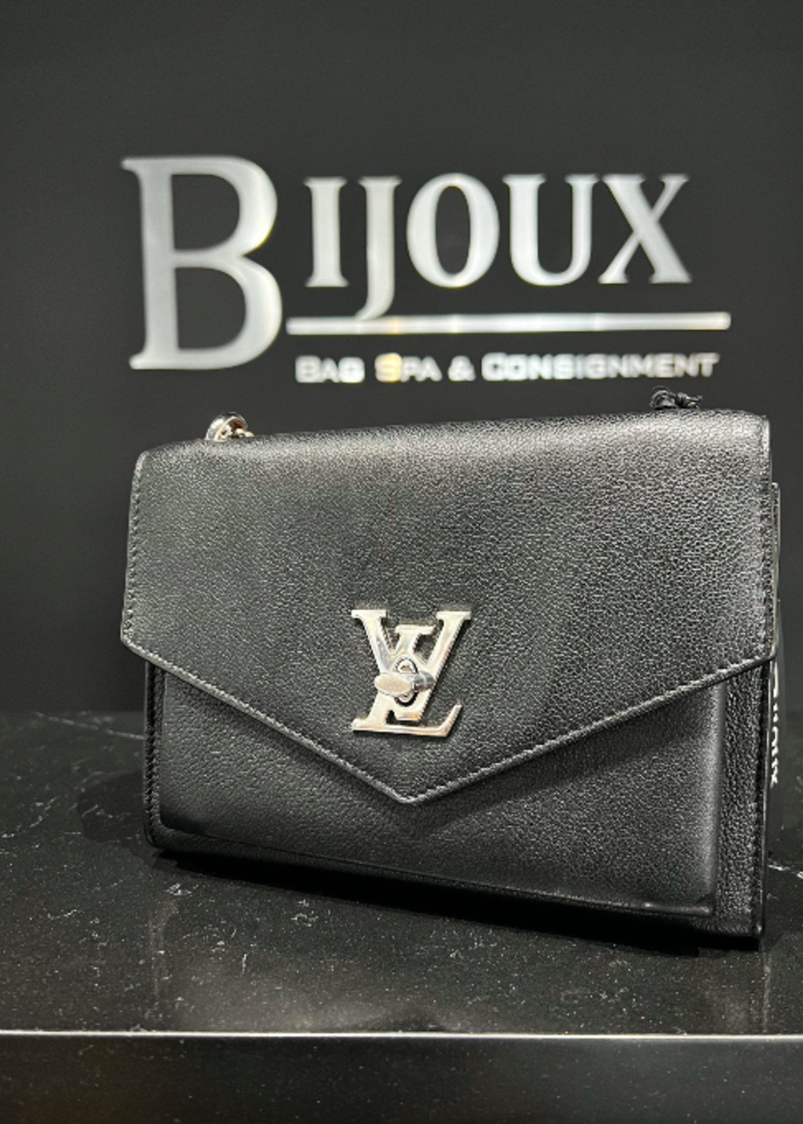 Louis Vuitton SOLD - Louis Vuitton Lock Me Chain