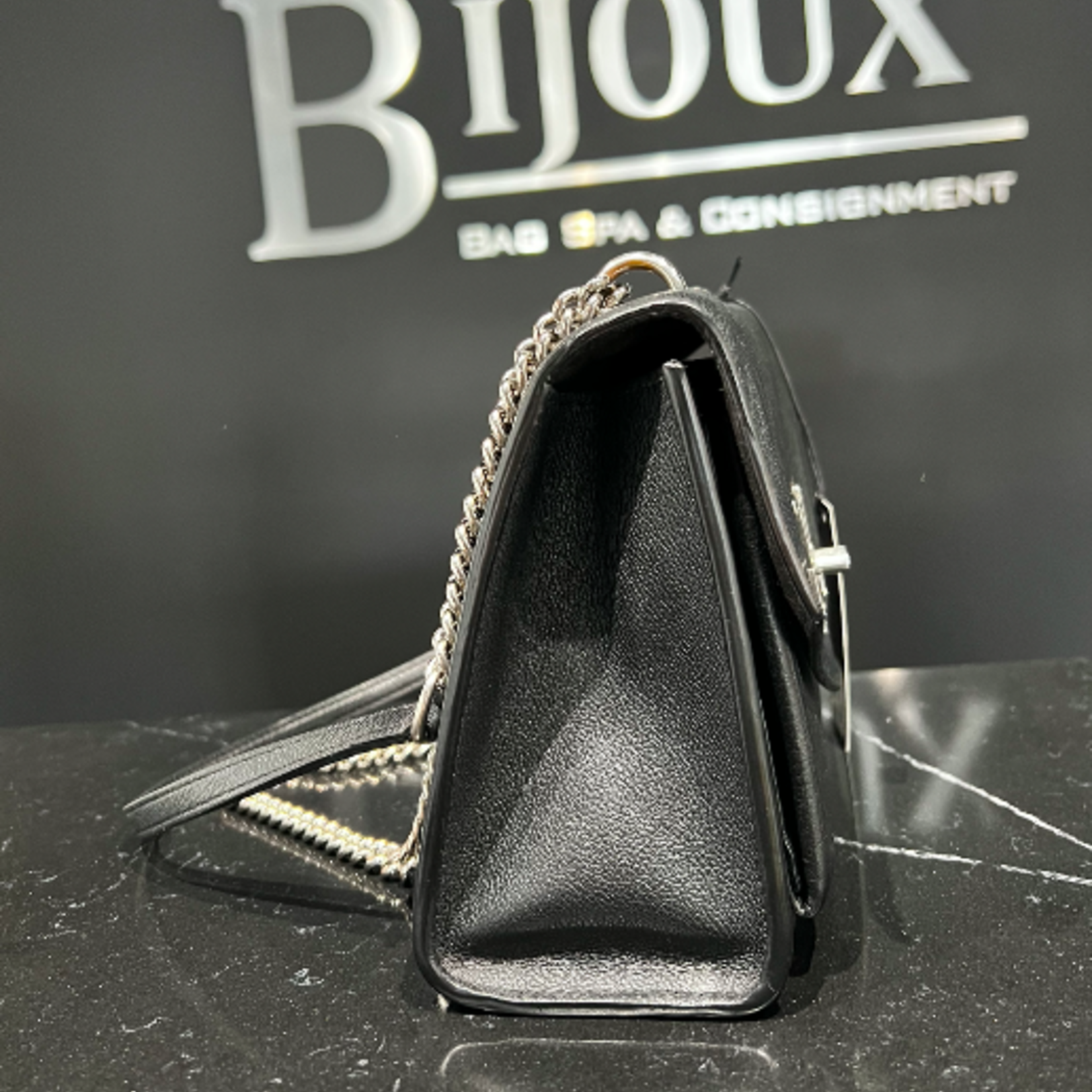 Louis Vuitton SOLD - Louis Vuitton Lock Me Chain