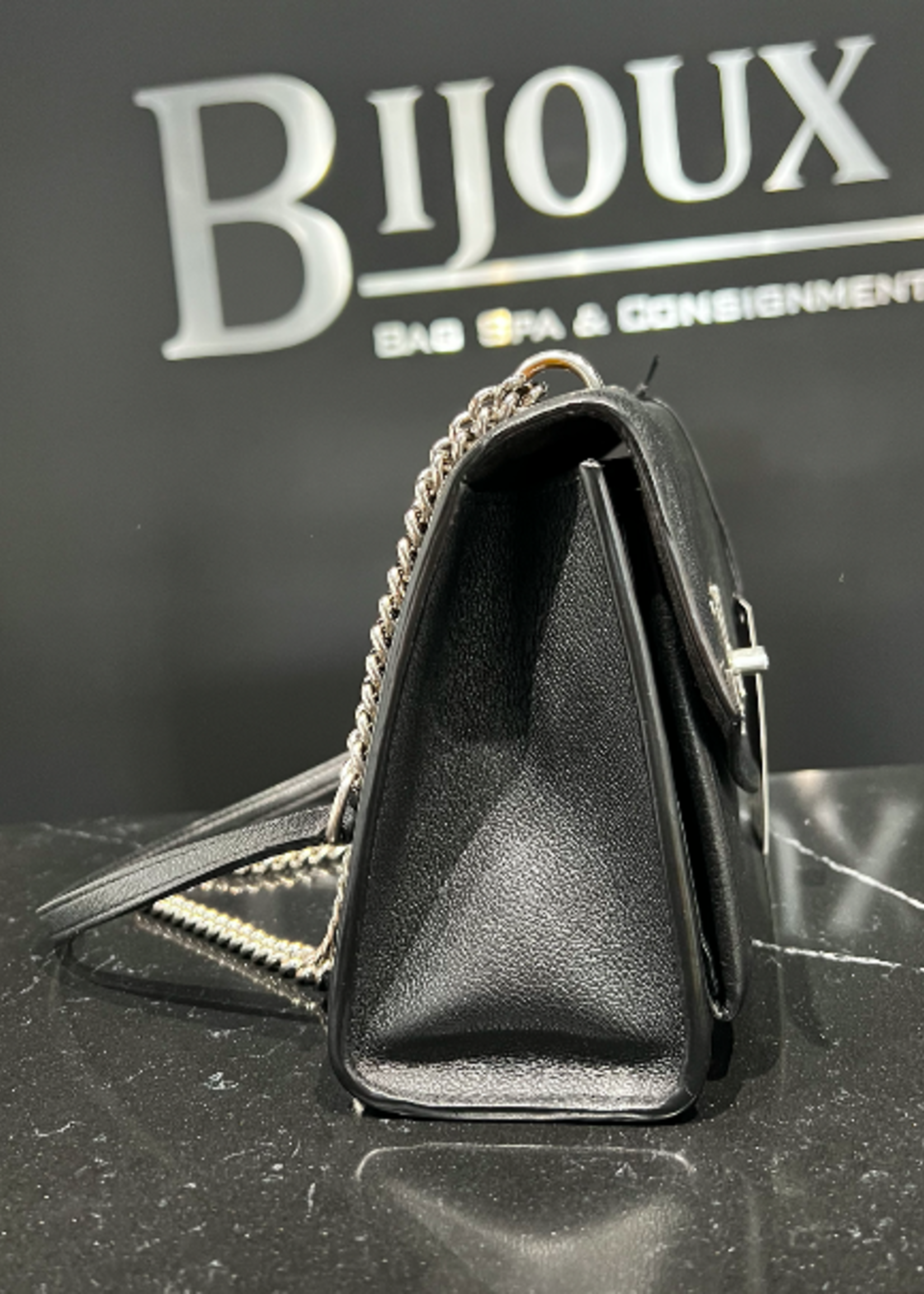 Louis Vuitton SOLD - Louis Vuitton Lock Me Chain