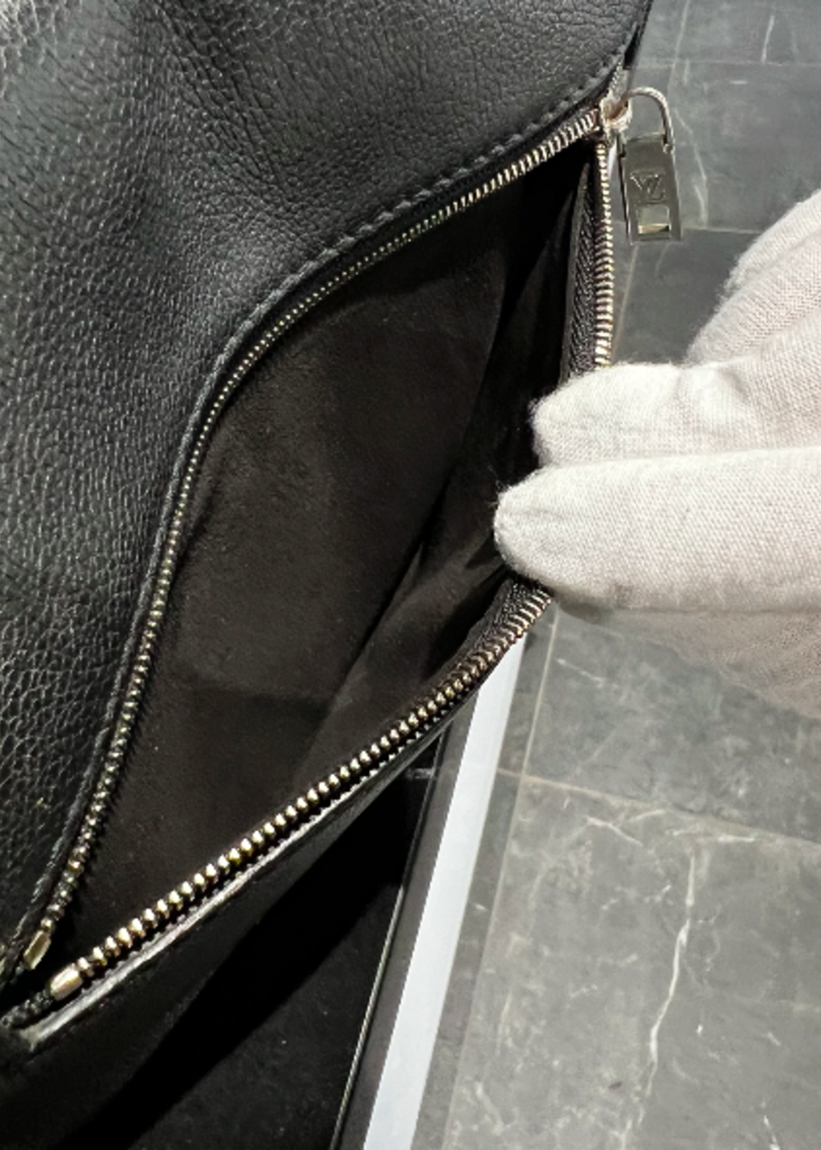 Louis Vuitton SOLD - Louis Vuitton Lock Me Chain