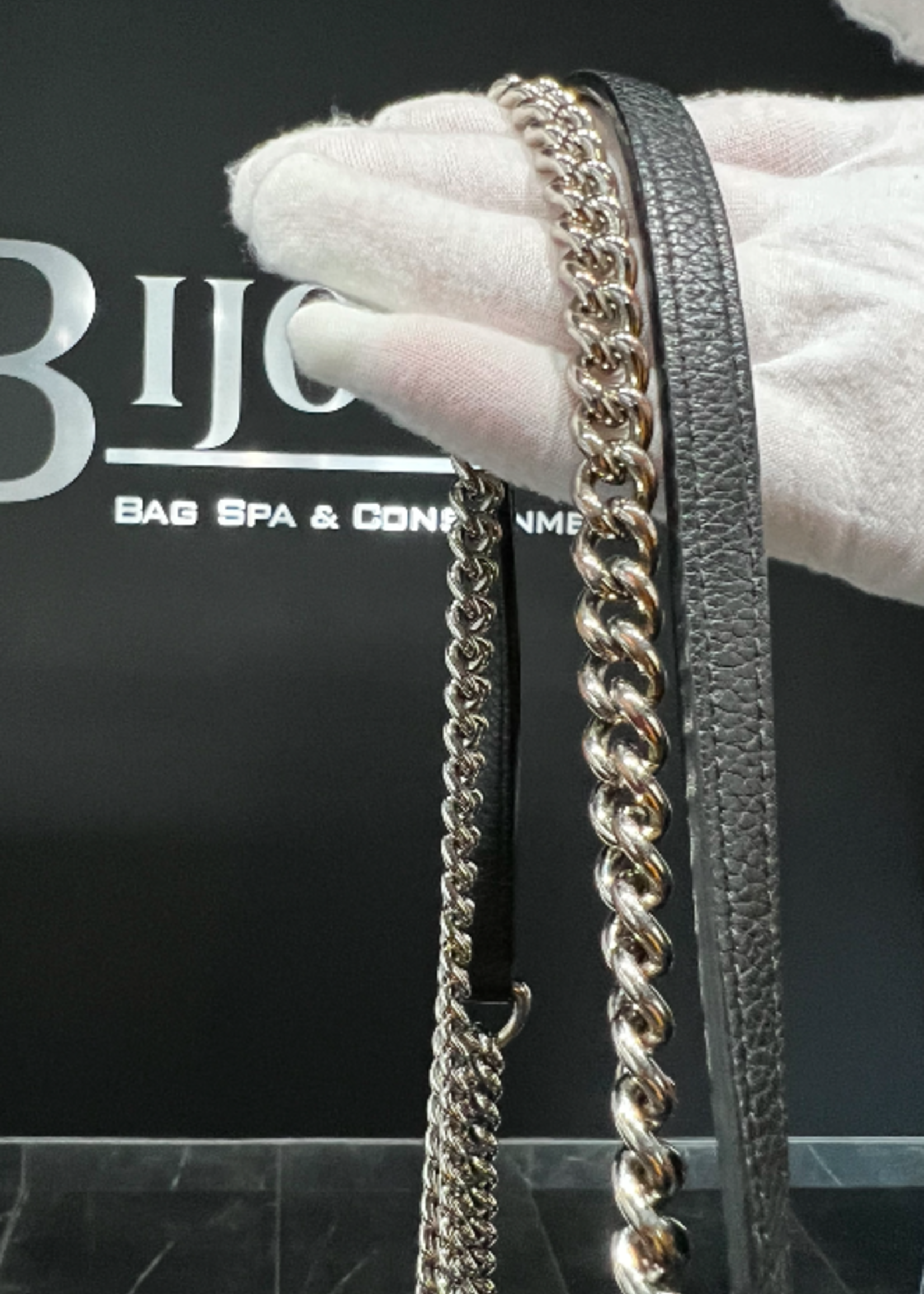 Louis Vuitton SOLD - Louis Vuitton Lock Me Chain