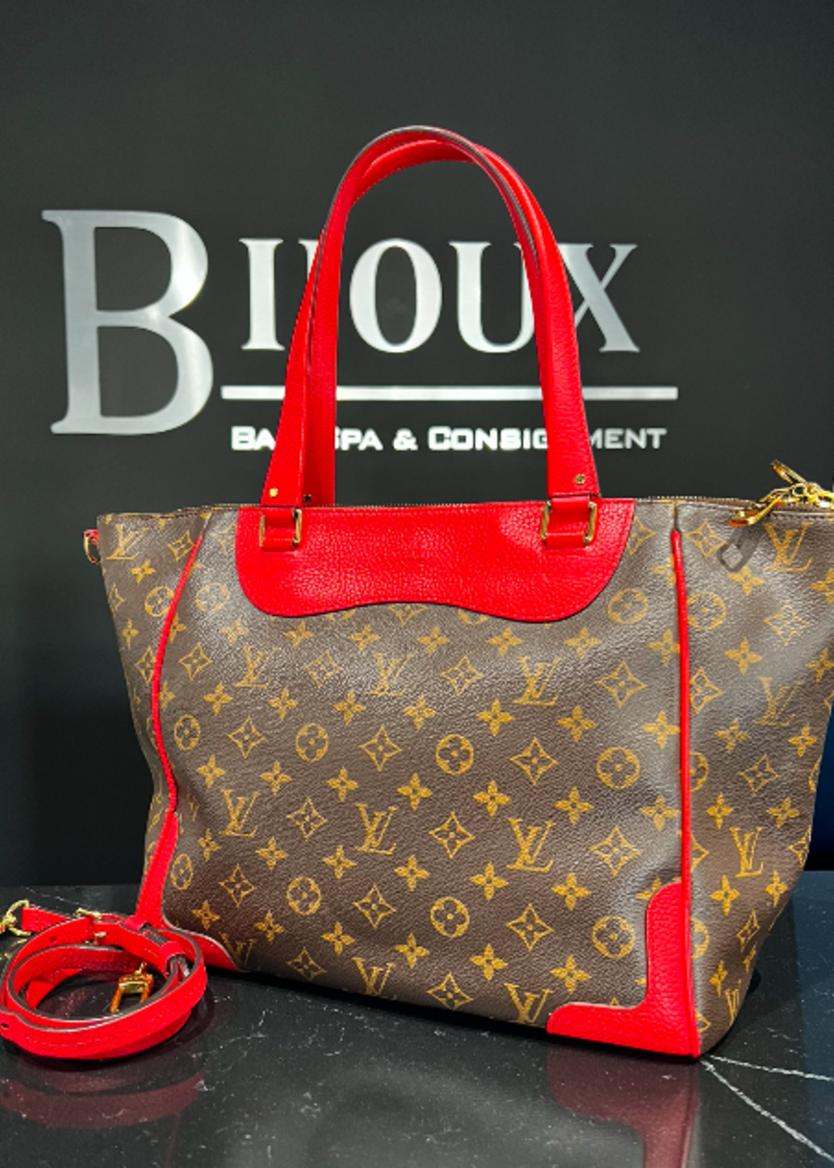 Louis Vuitton SOLD - Louis Vuitton Estrella MM