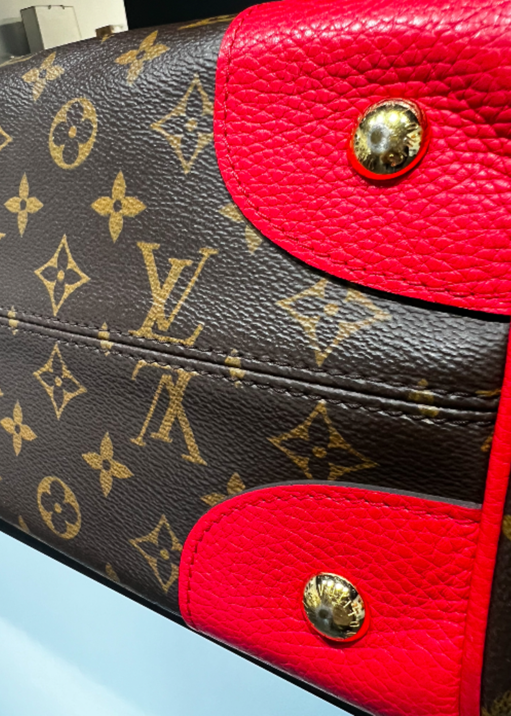 Louis Vuitton SOLD - Louis Vuitton Estrella MM