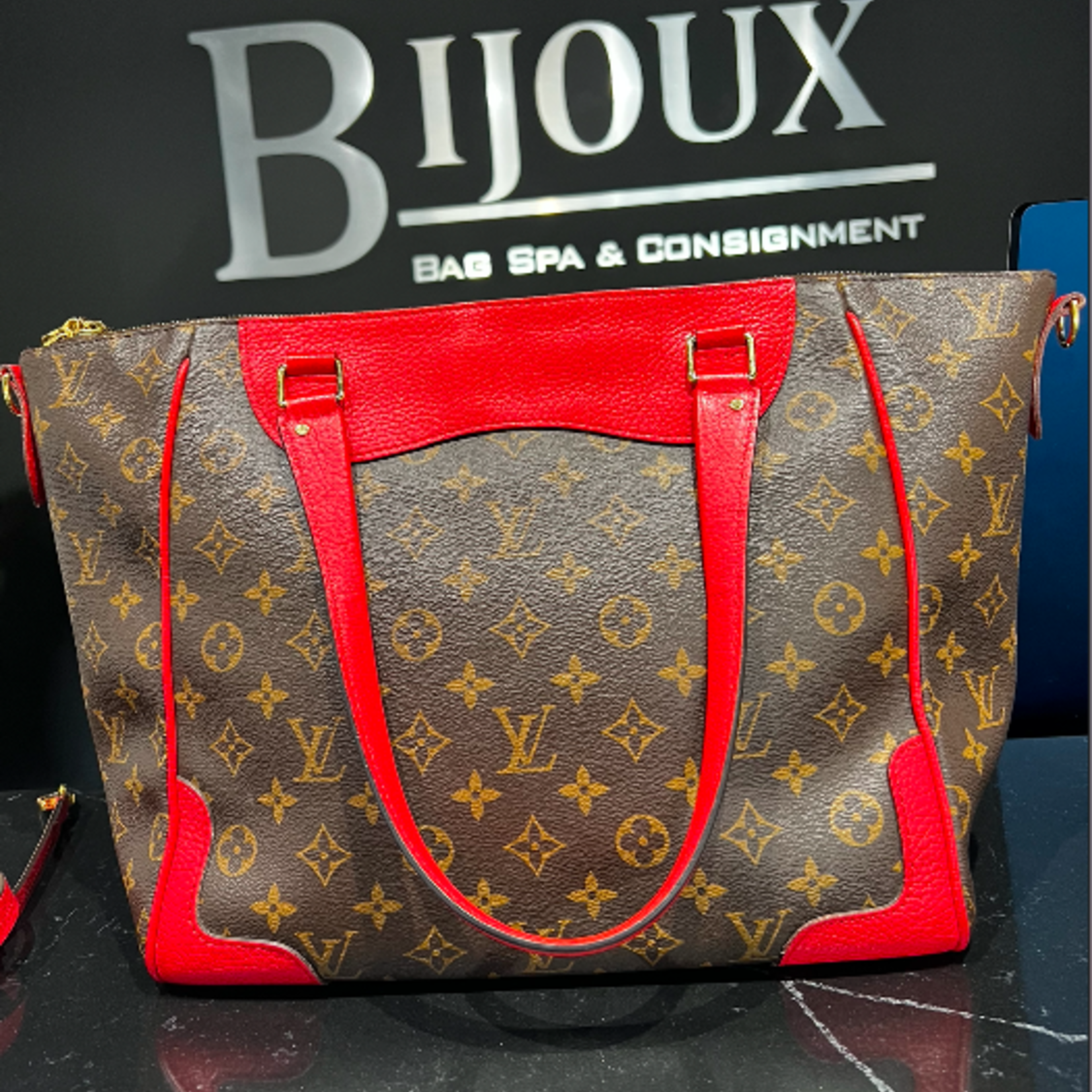 Louis Vuitton SOLD - Louis Vuitton Estrella MM