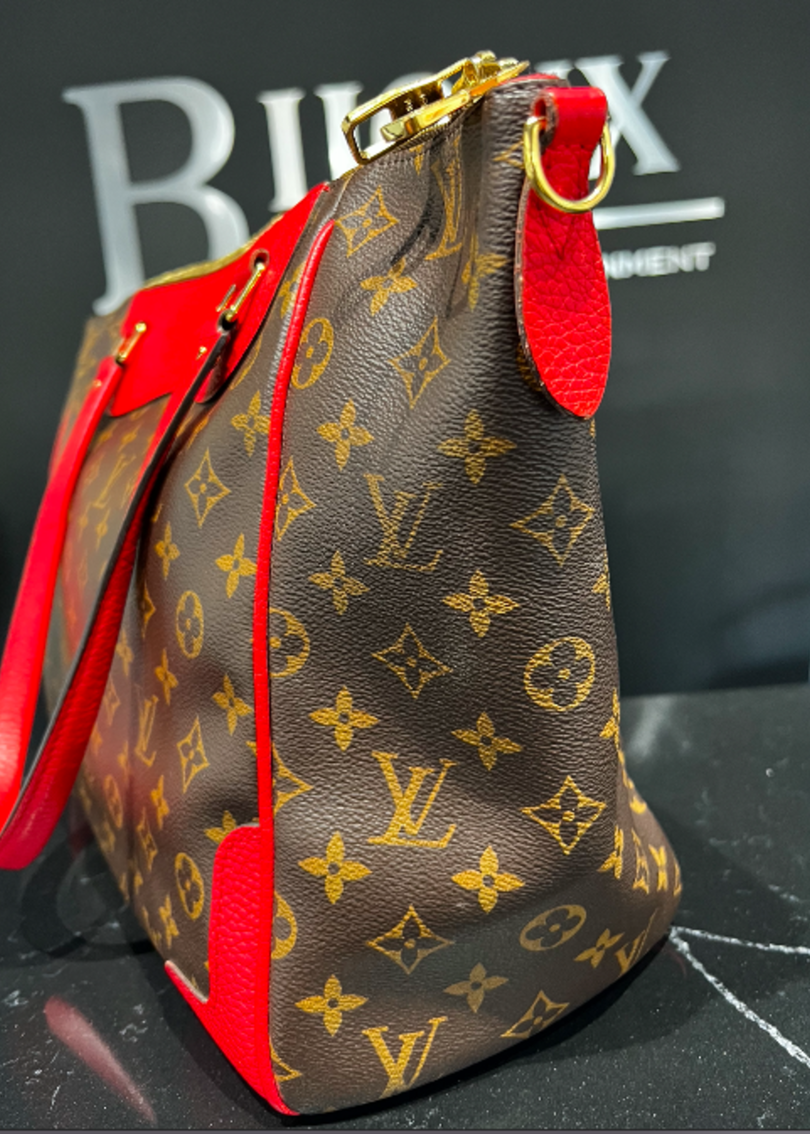 Louis Vuitton SOLD - Louis Vuitton Estrella MM