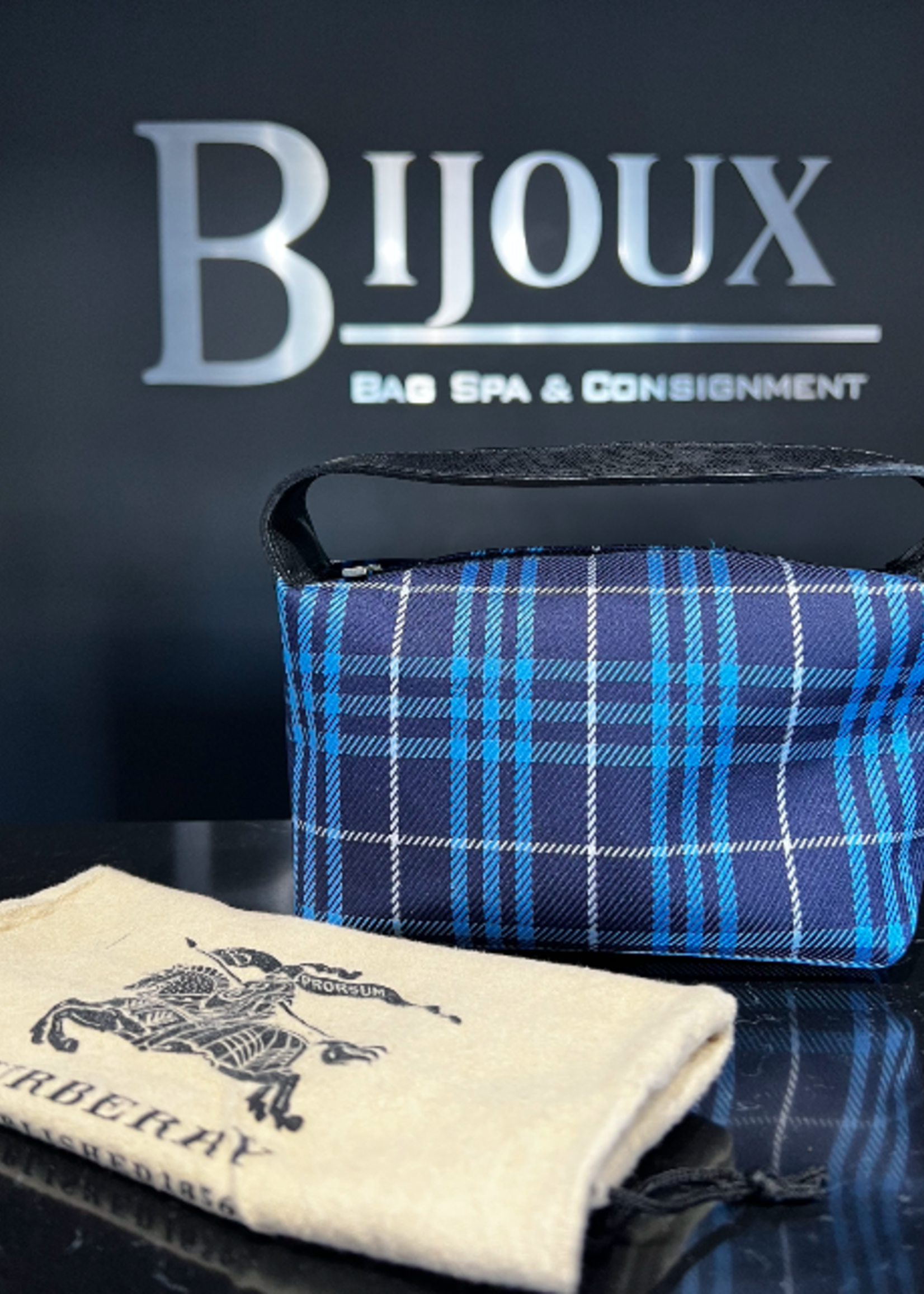 Burberry SOLD - Burberry Small Clutch Blue Plaid