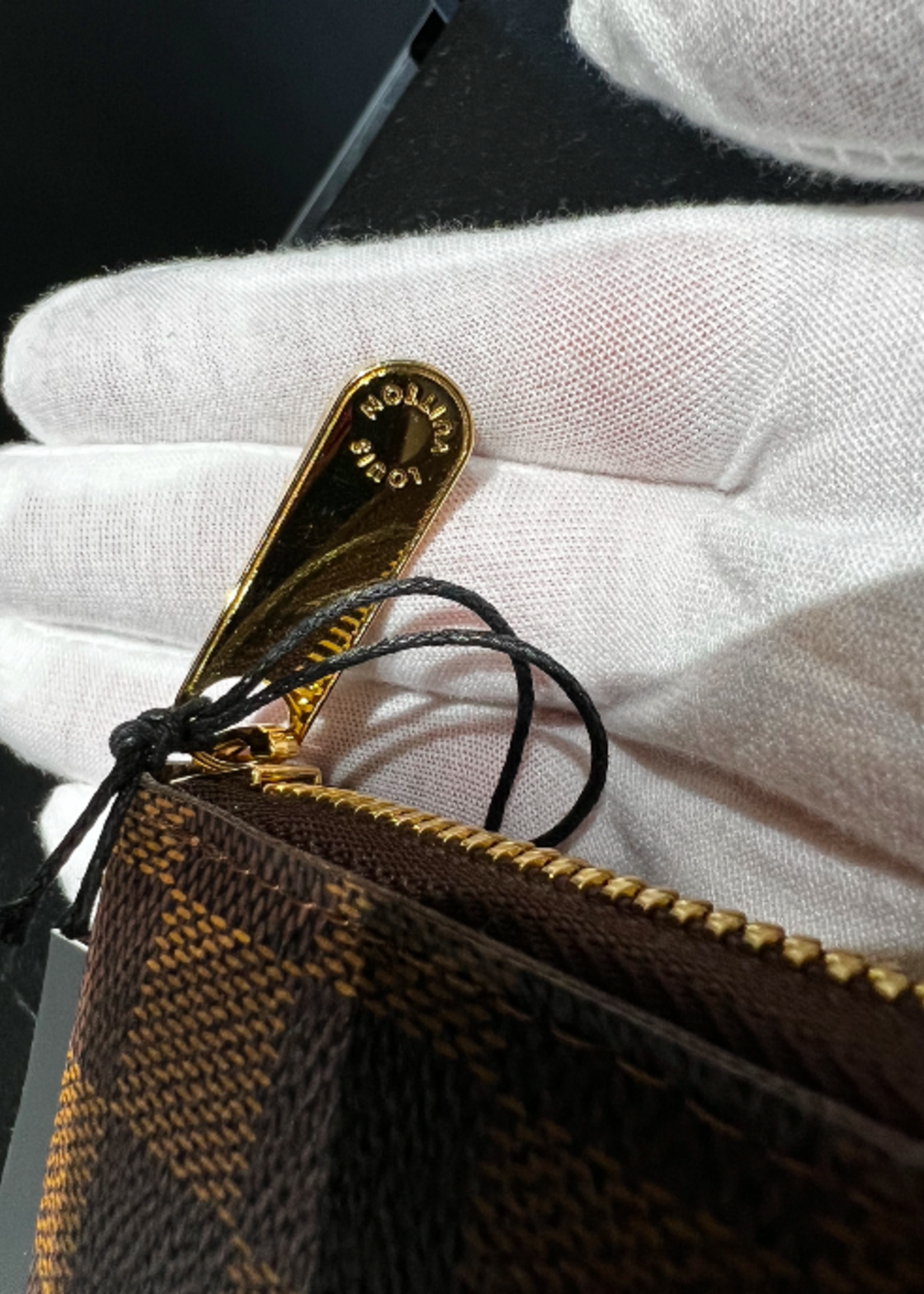 Louis Vuitton SOLD - Louis Vuitton Damier Ebene Zippy Wallet