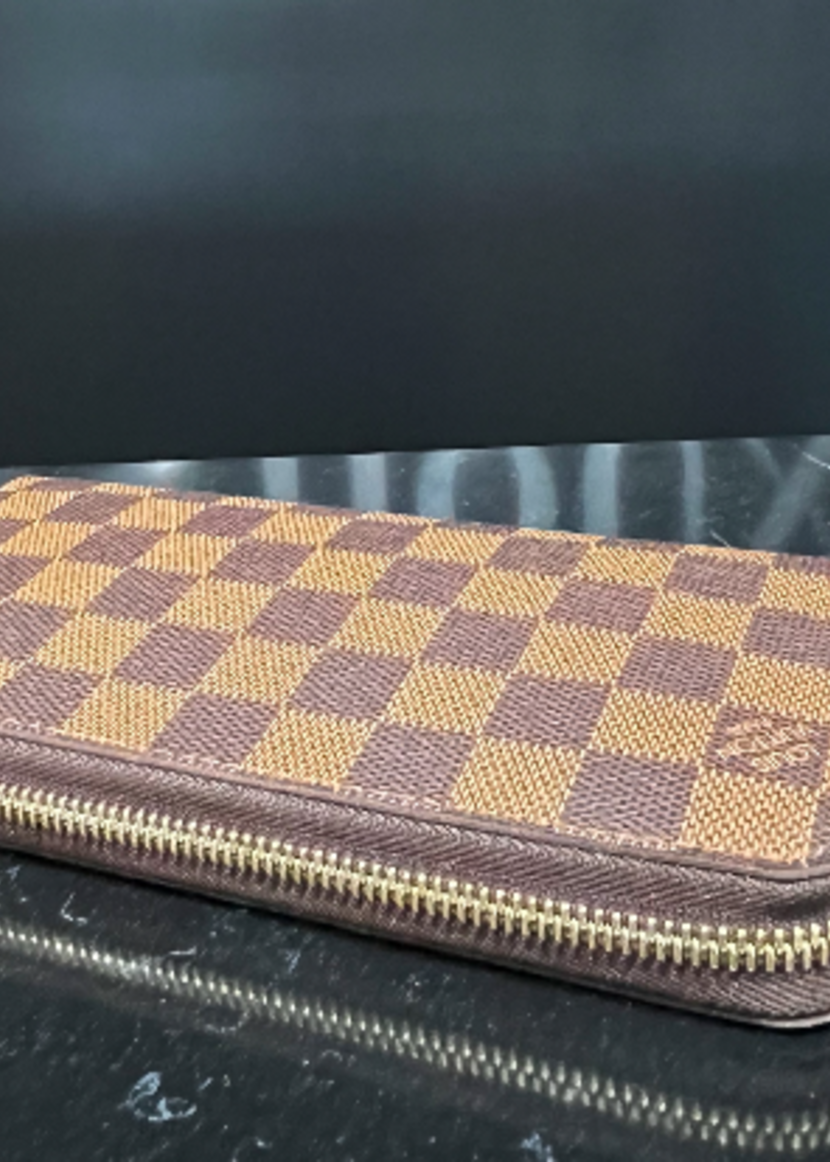 Louis Vuitton SOLD - Louis Vuitton Damier Ebene Zippy Wallet