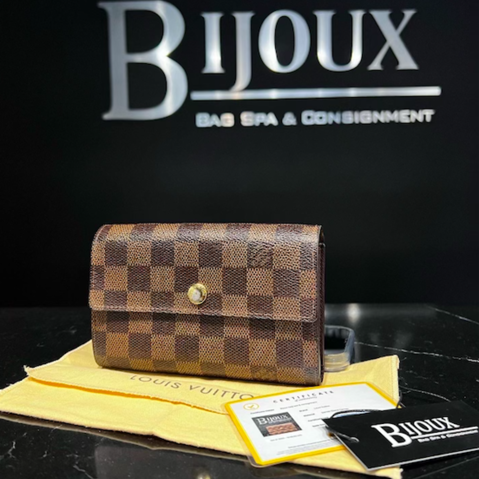 Louis Vuitton Louis Vuitton Damier Ebene Fold Over Wallet